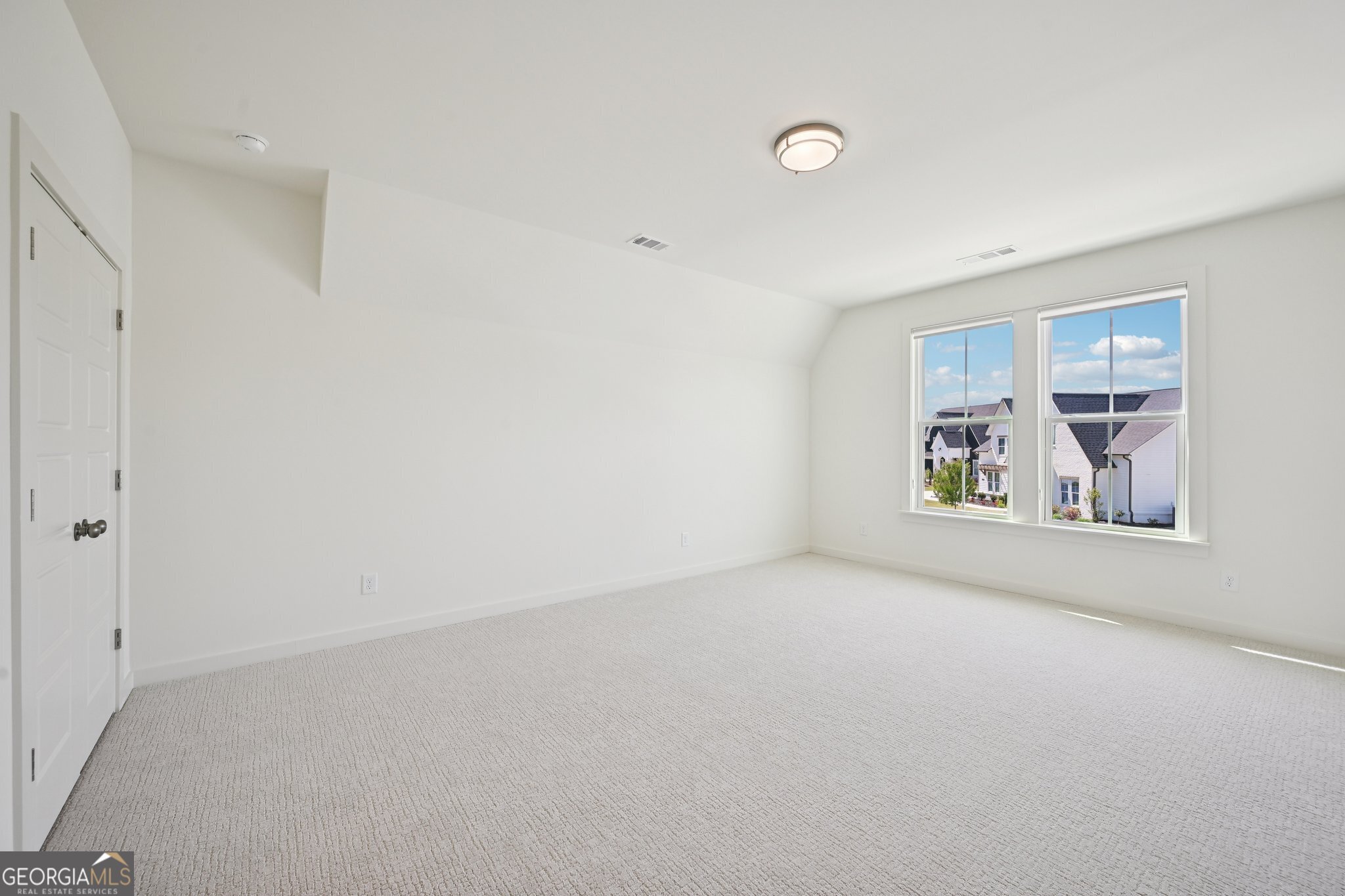 7945 Heritage Farm Court Property Photo 35