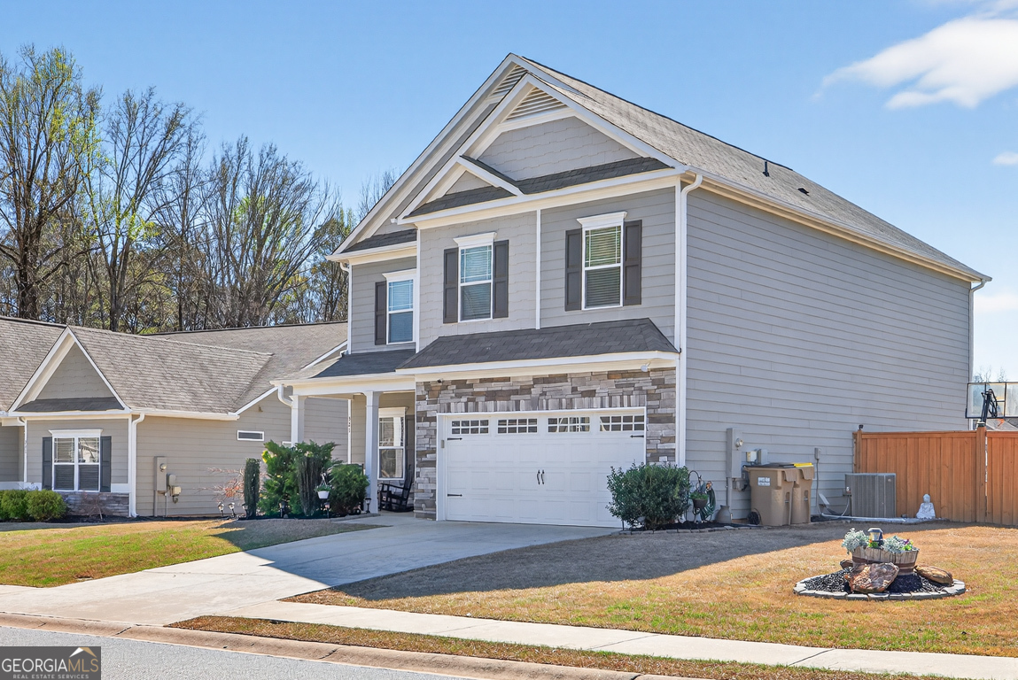 321 Eagles Bluff Way Property Photo 4