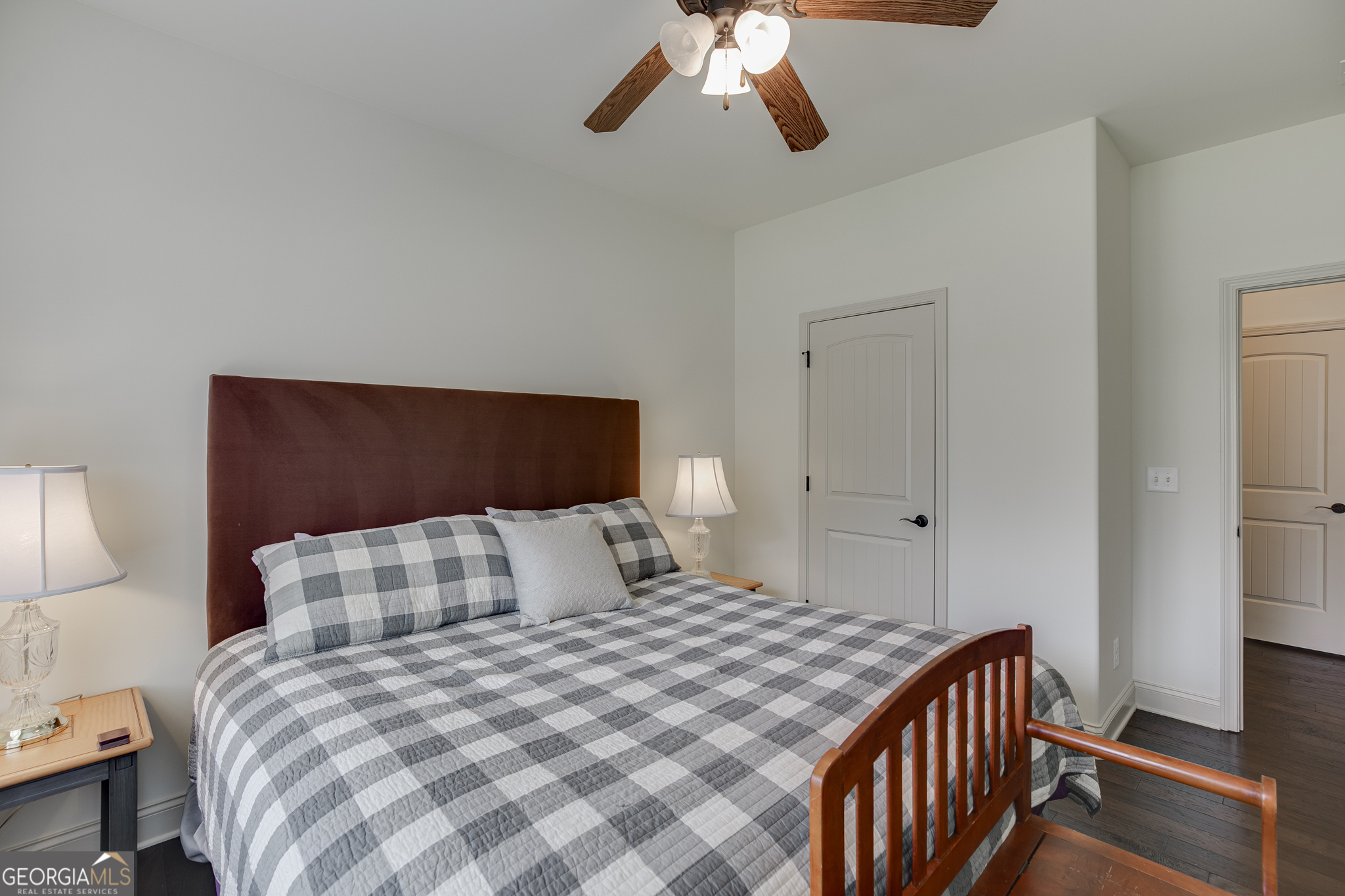 4820 Rockingham Run Property Photo 10