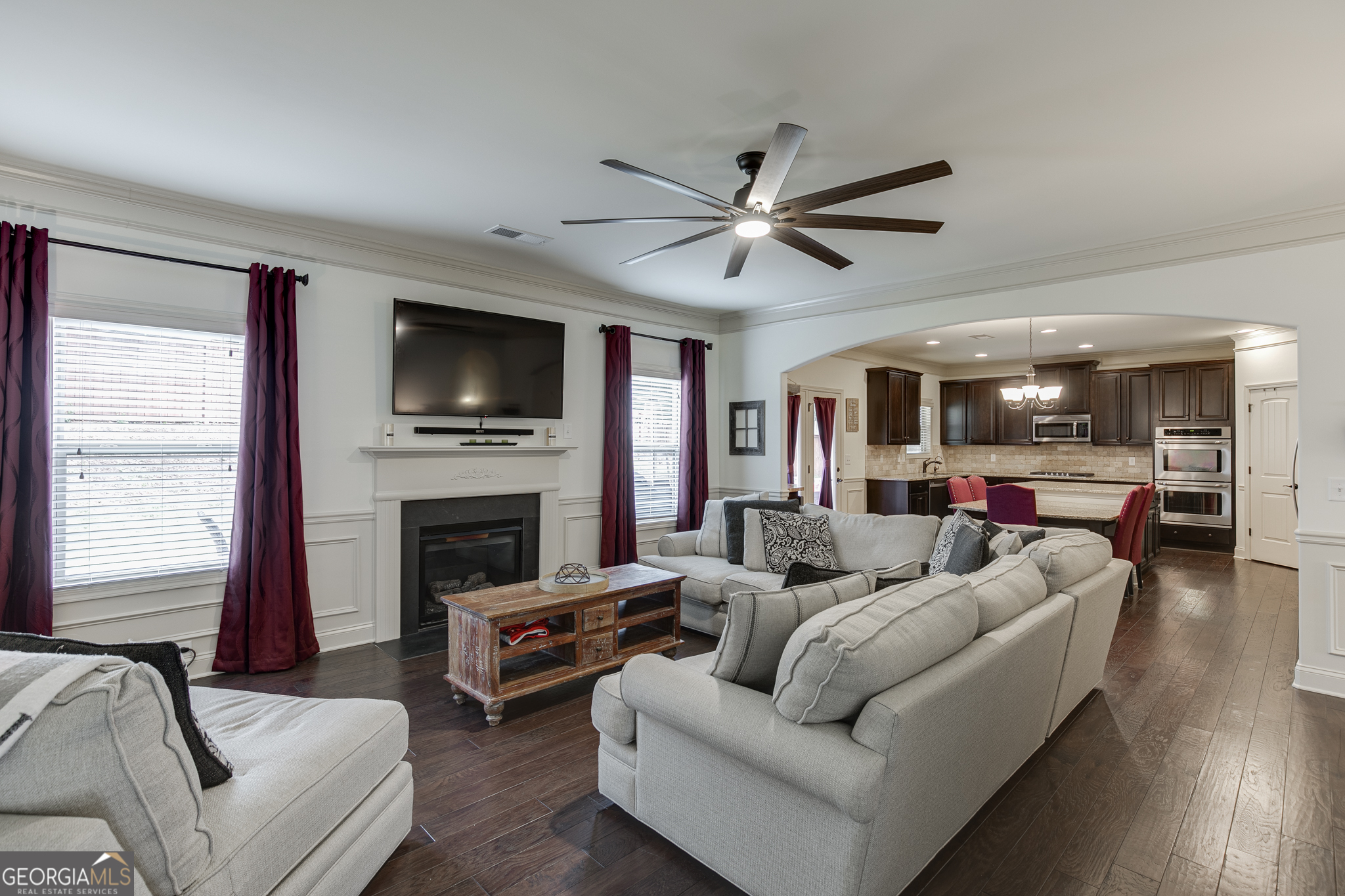 4820 Rockingham Run Property Photo 12