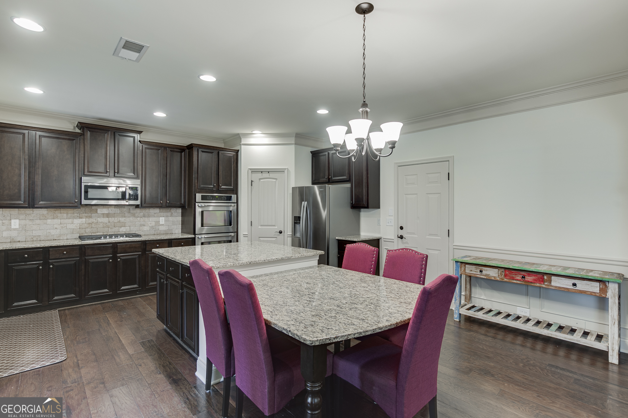 4820 Rockingham Run Property Photo 18