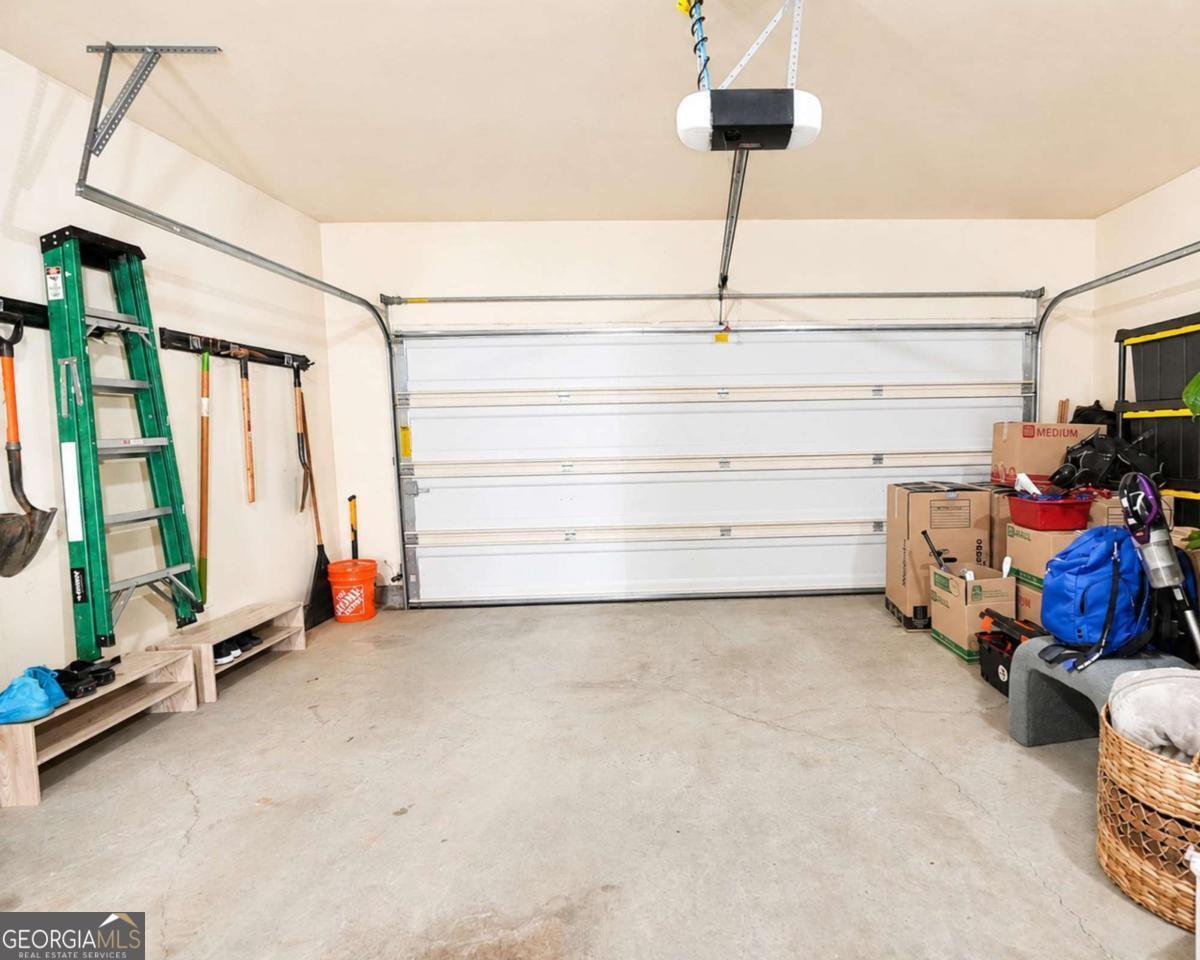 2066 Villa Spring Court Property Photo 15