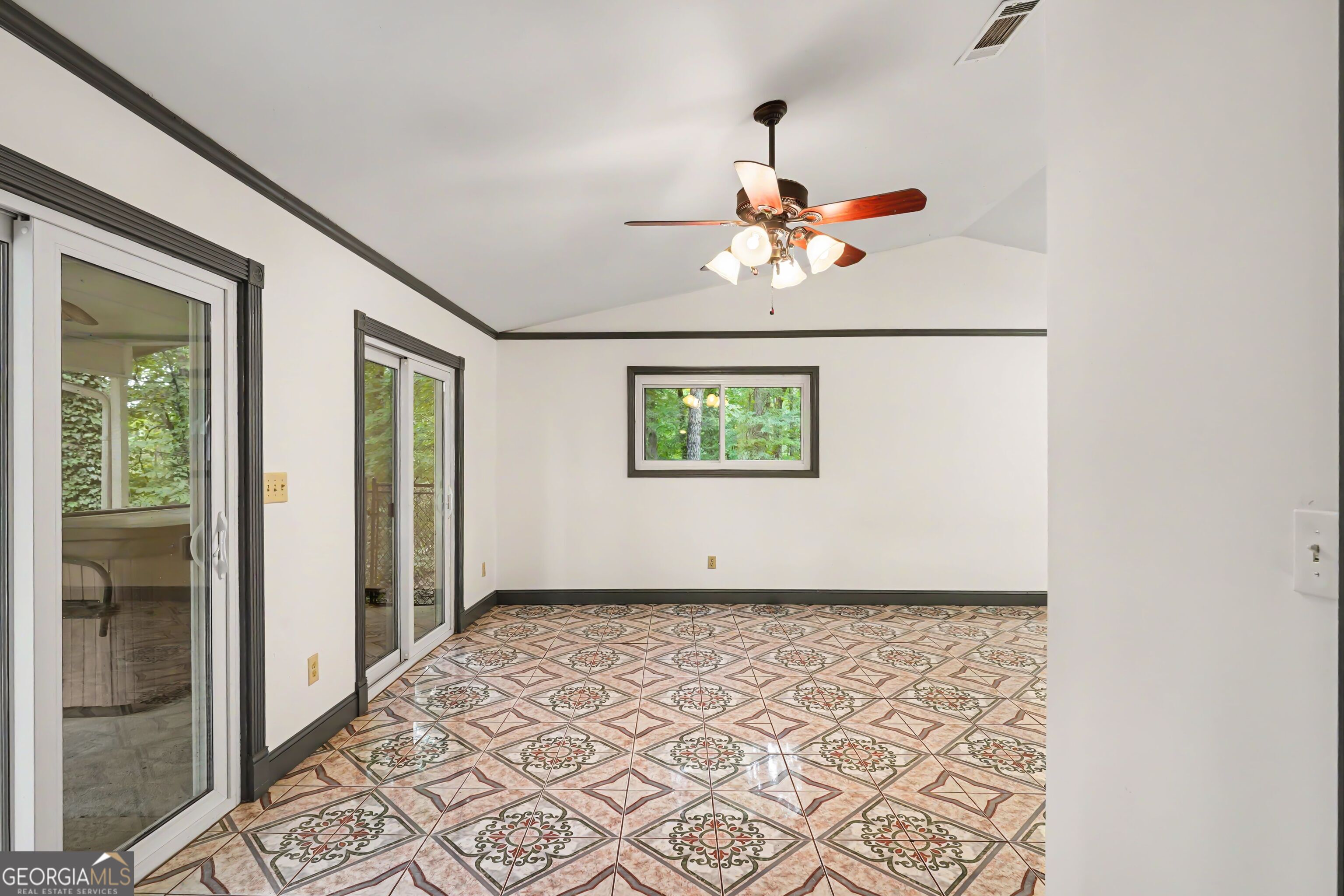 2188 Highway 36 E Property Photo 8