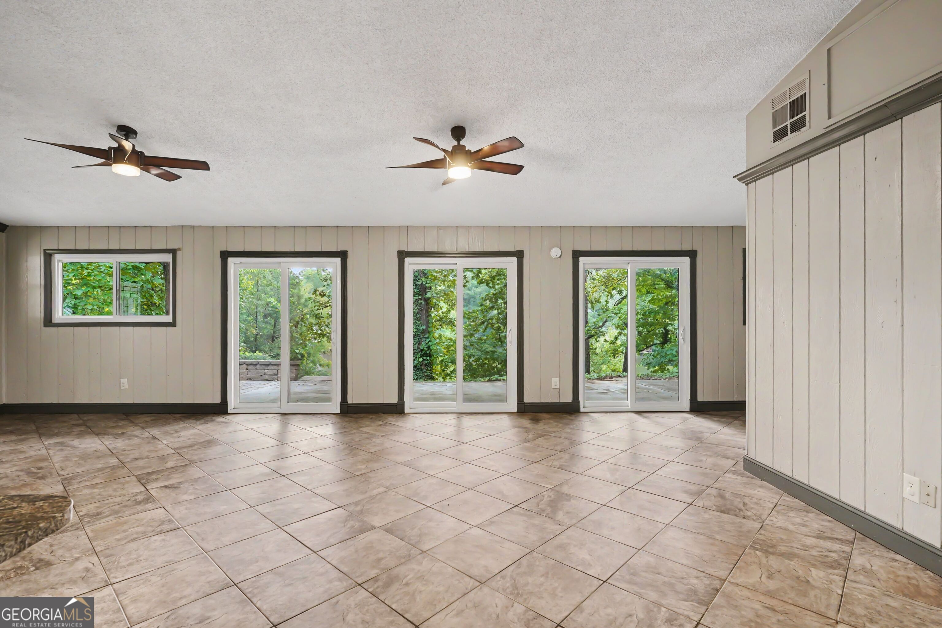 2188 Highway 36 E Property Photo 11