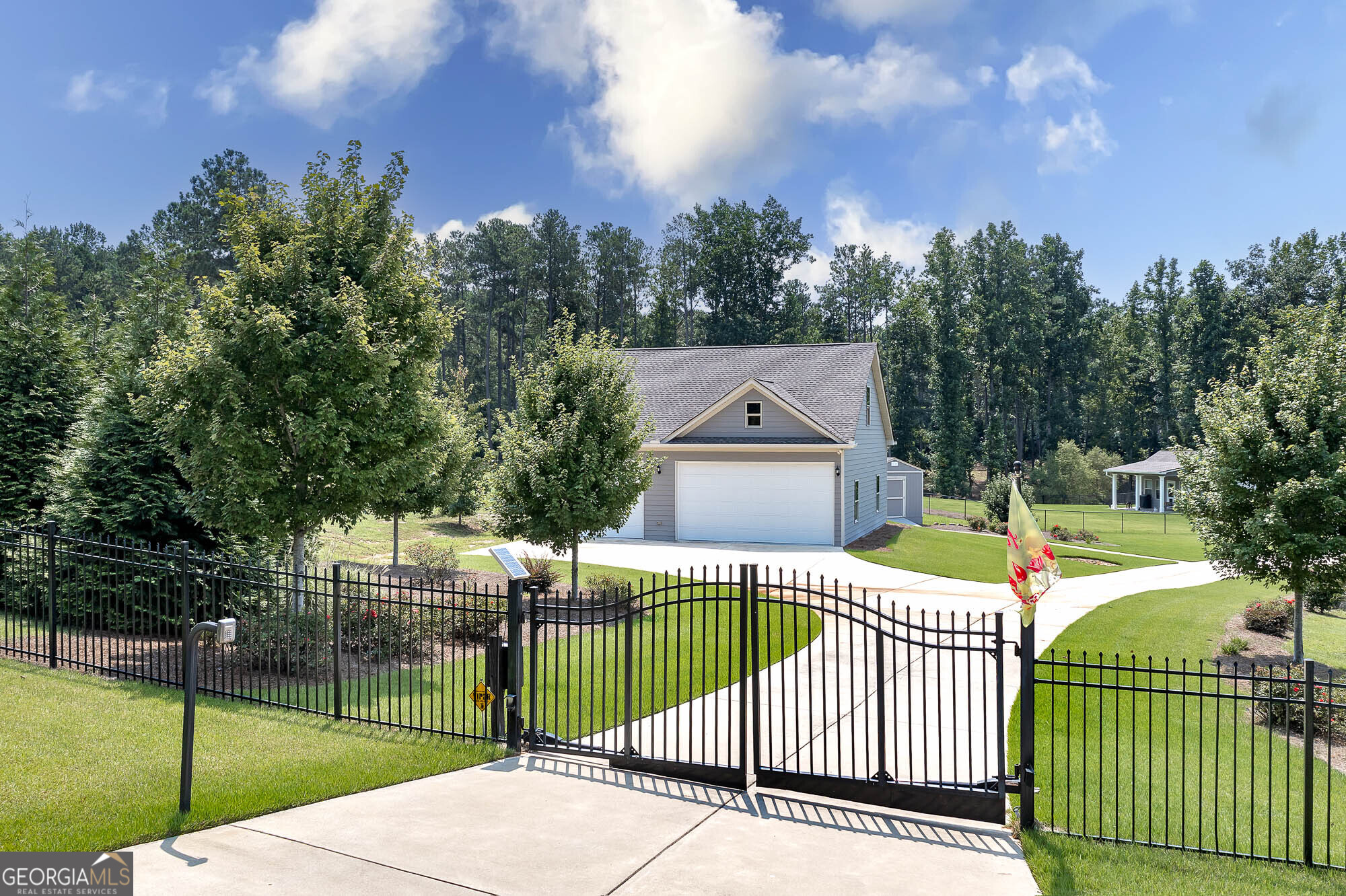 90 Wagon Trail Property Photo 15