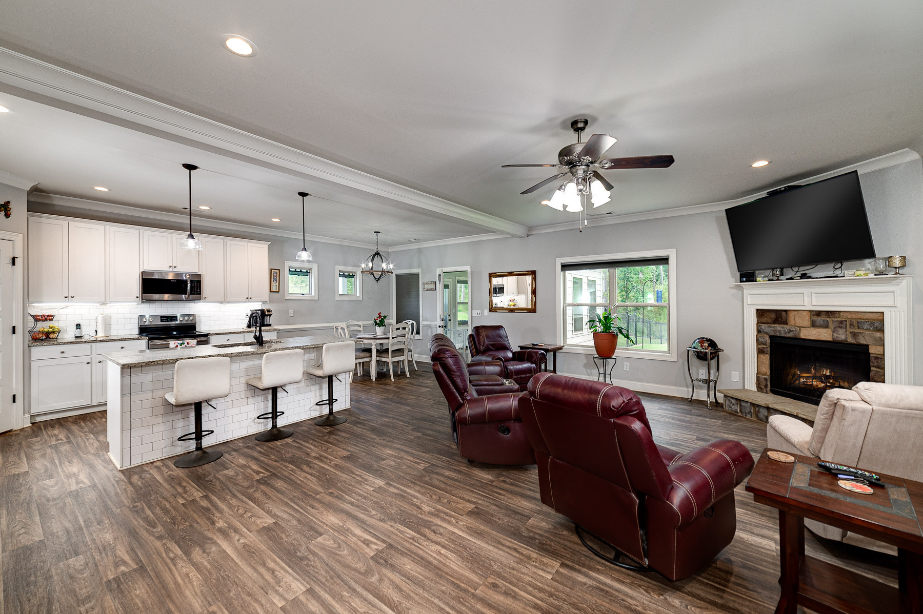 90 Wagon Trail Property Photo 46