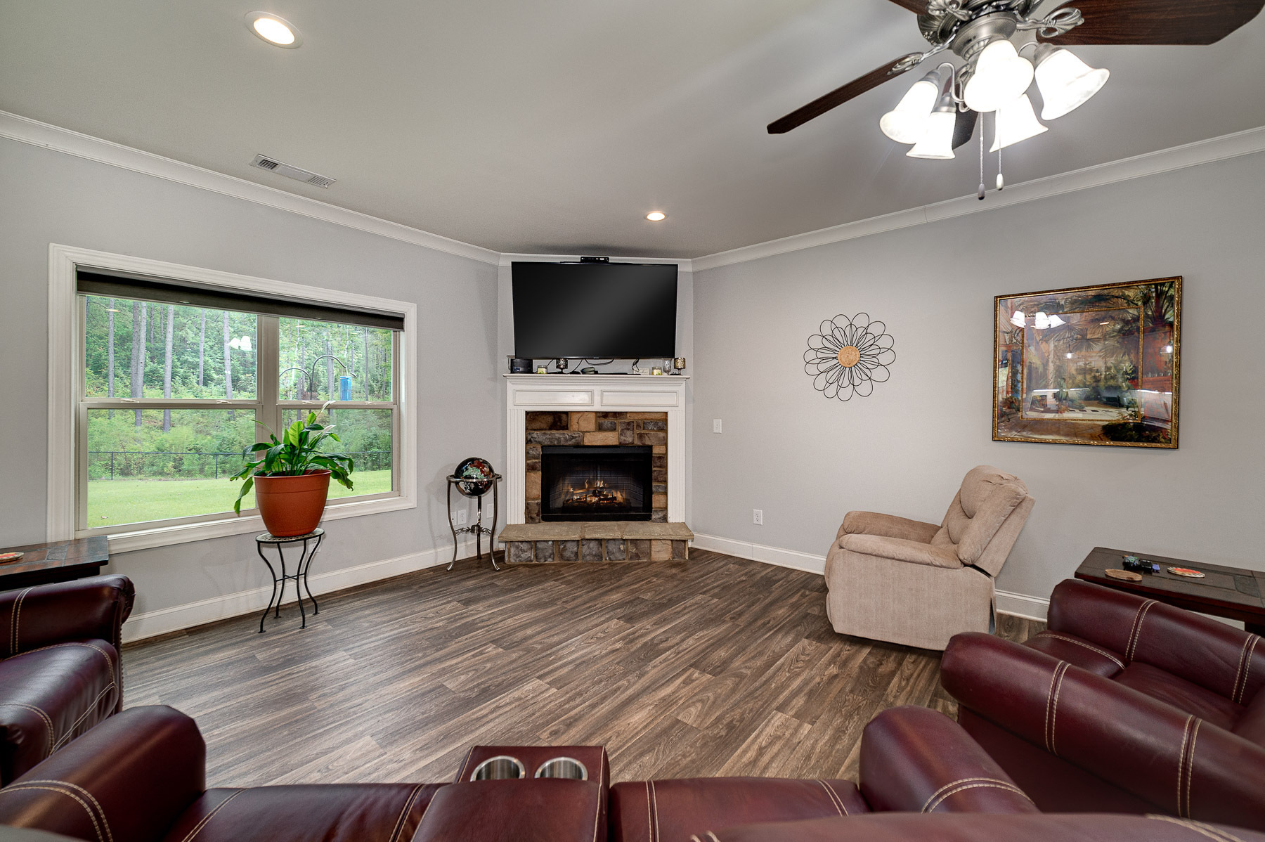 90 Wagon Trail Property Photo 47