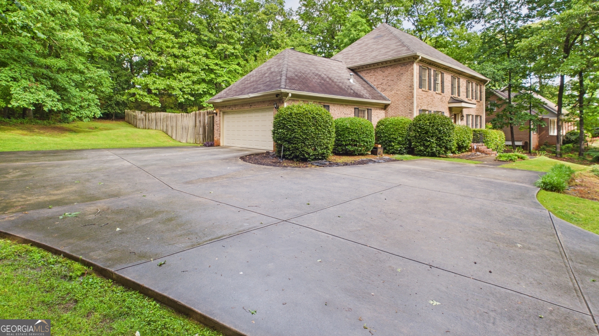 2597 W Harvest Drive Se Property Photo 4