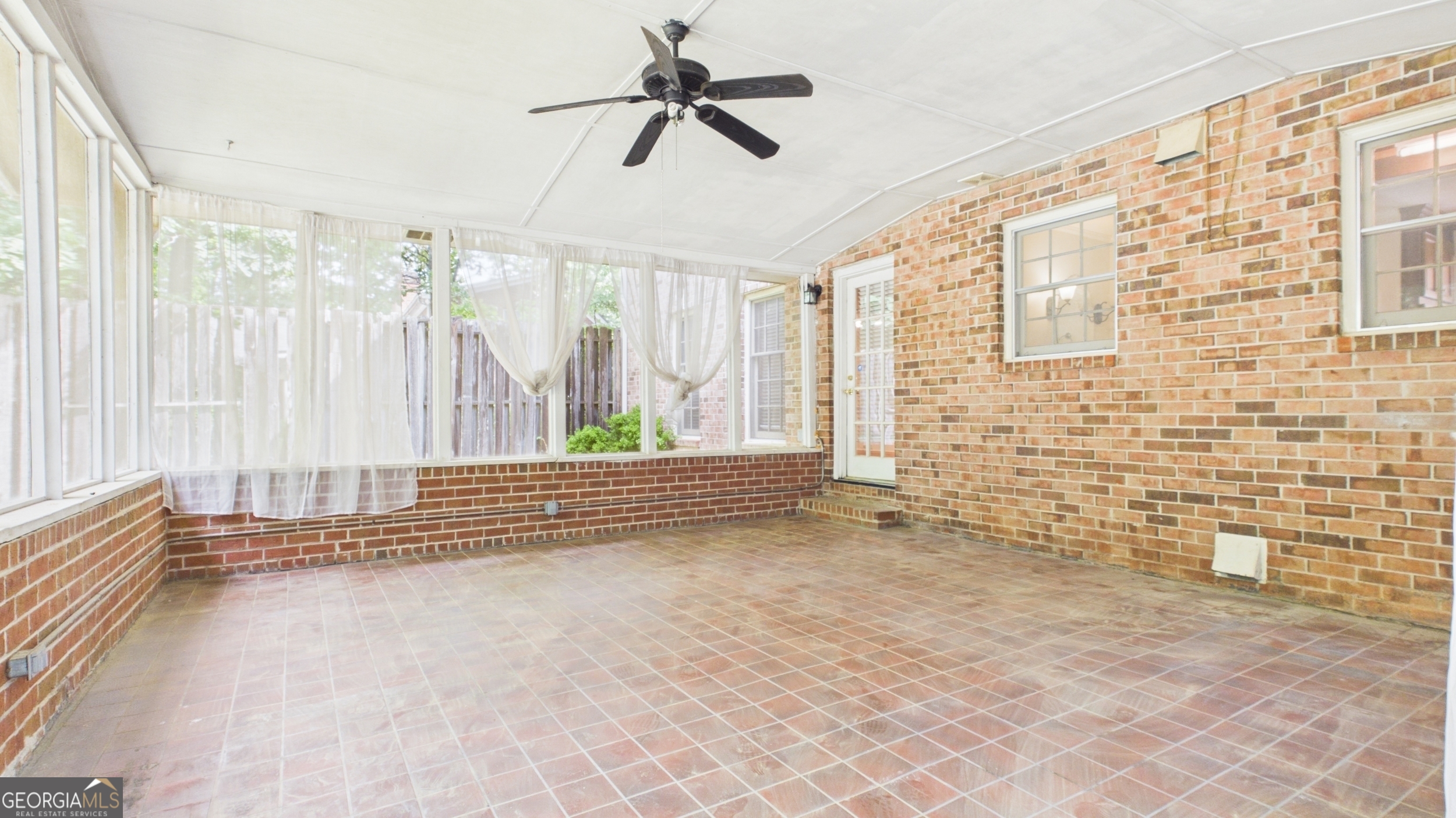 2597 W Harvest Drive Se Property Photo 17