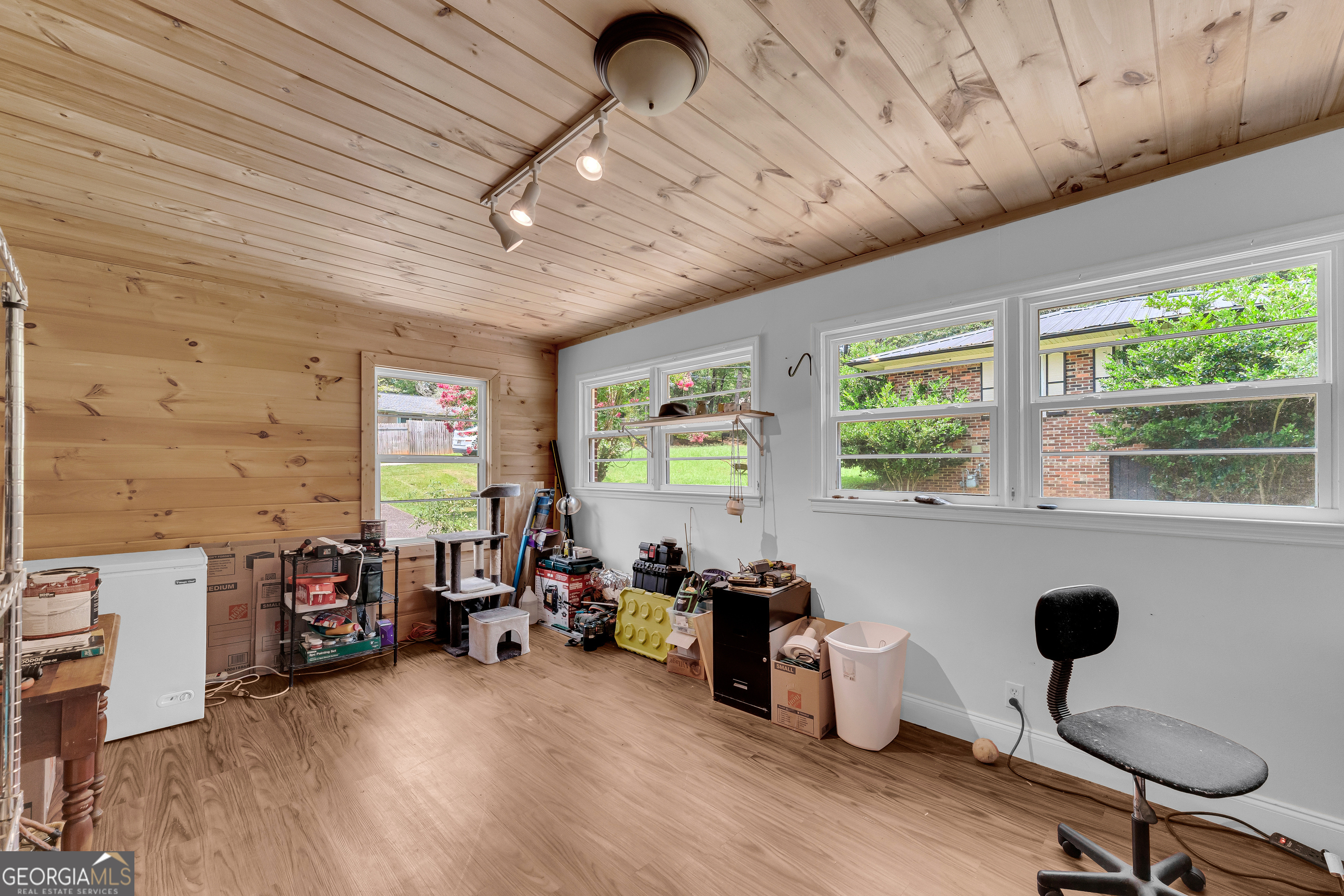 87 Furman Street Property Photo 31