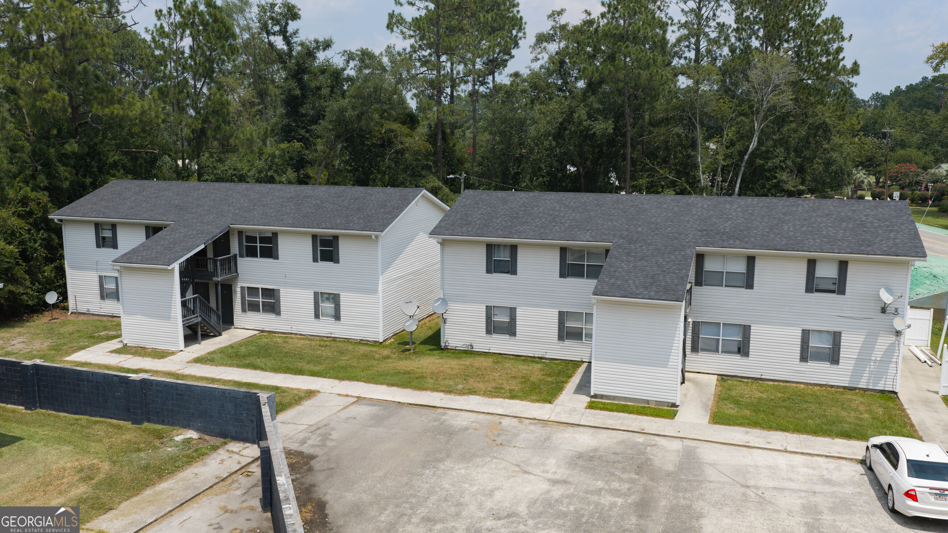 1900 City Circle Road Property Photo 8