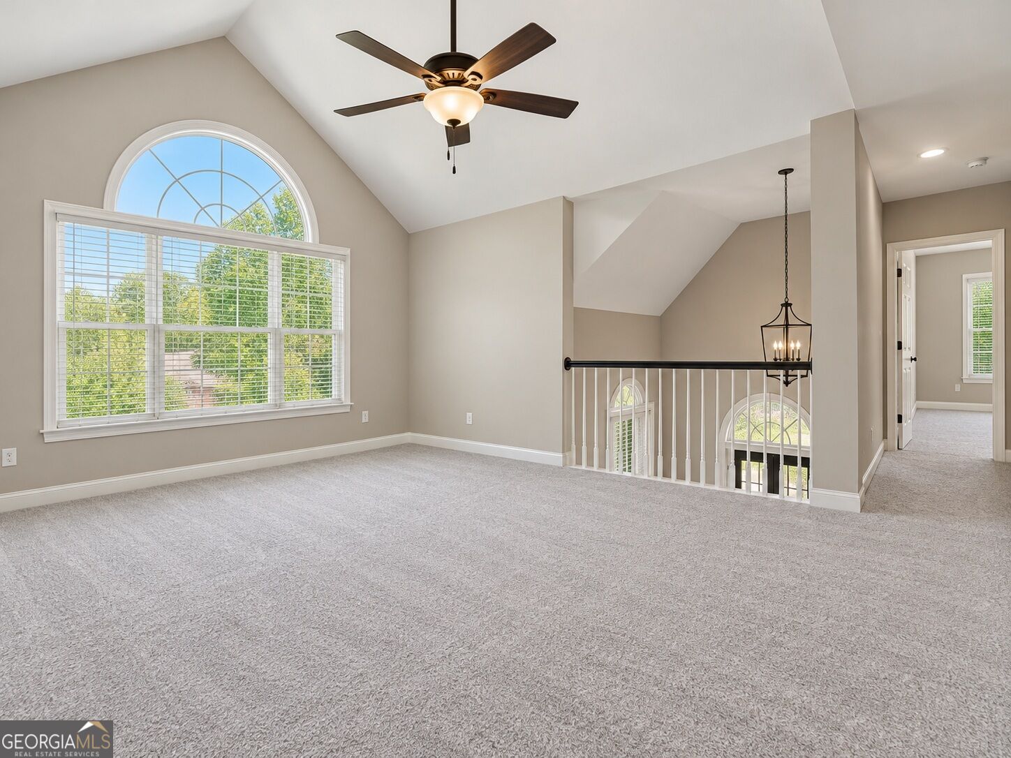46 Ellen Glen Way Property Photo 4