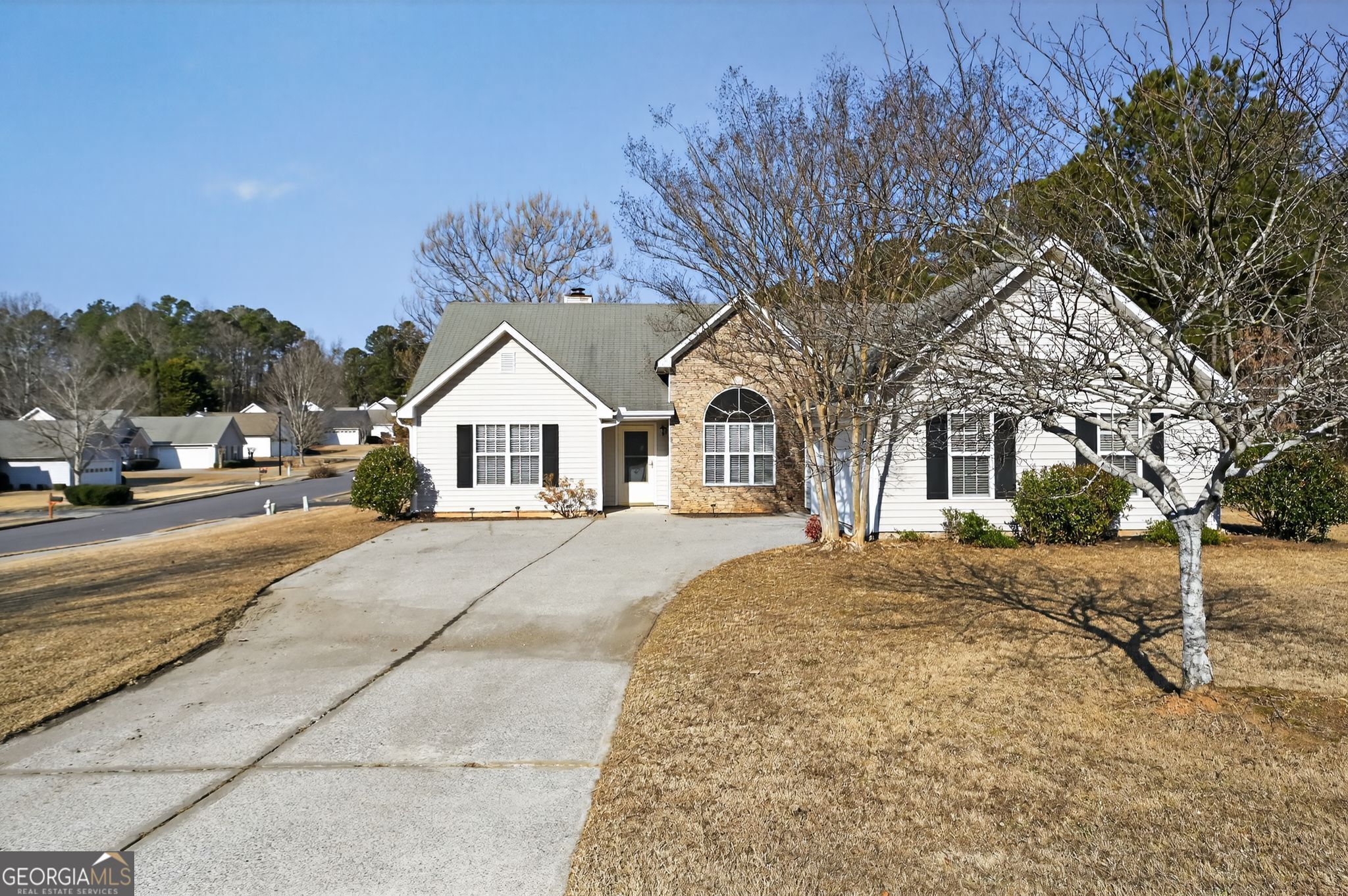 5186 Sudbury Point Lane Property Photo 2