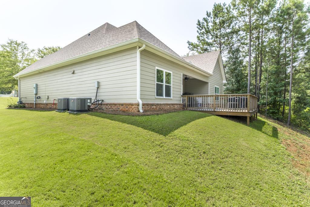 266 Lakeview Drive Property Photo 44