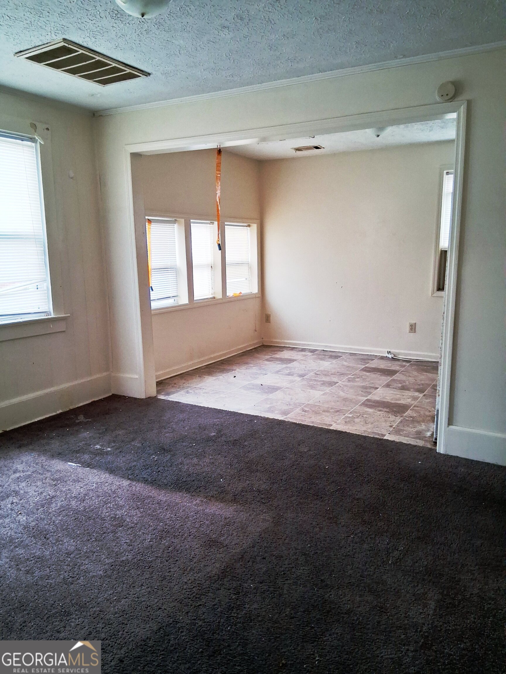 2722 Suwanee Avenue Property Photo 6