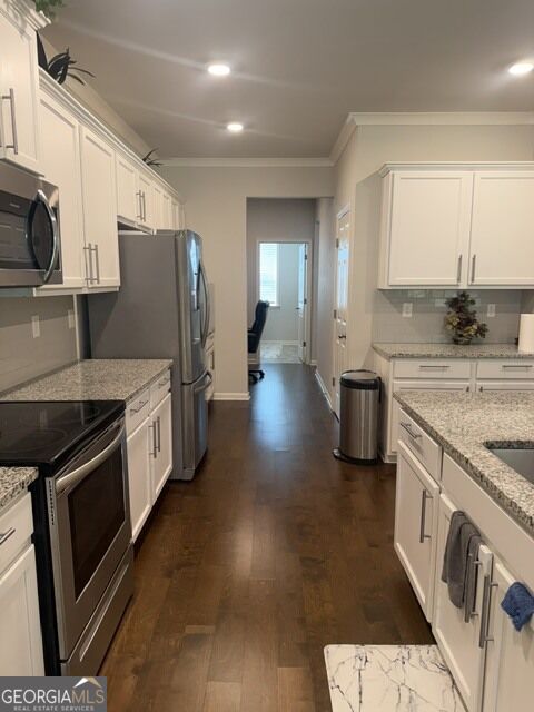 1476 Harlequin Way Property Photo 9