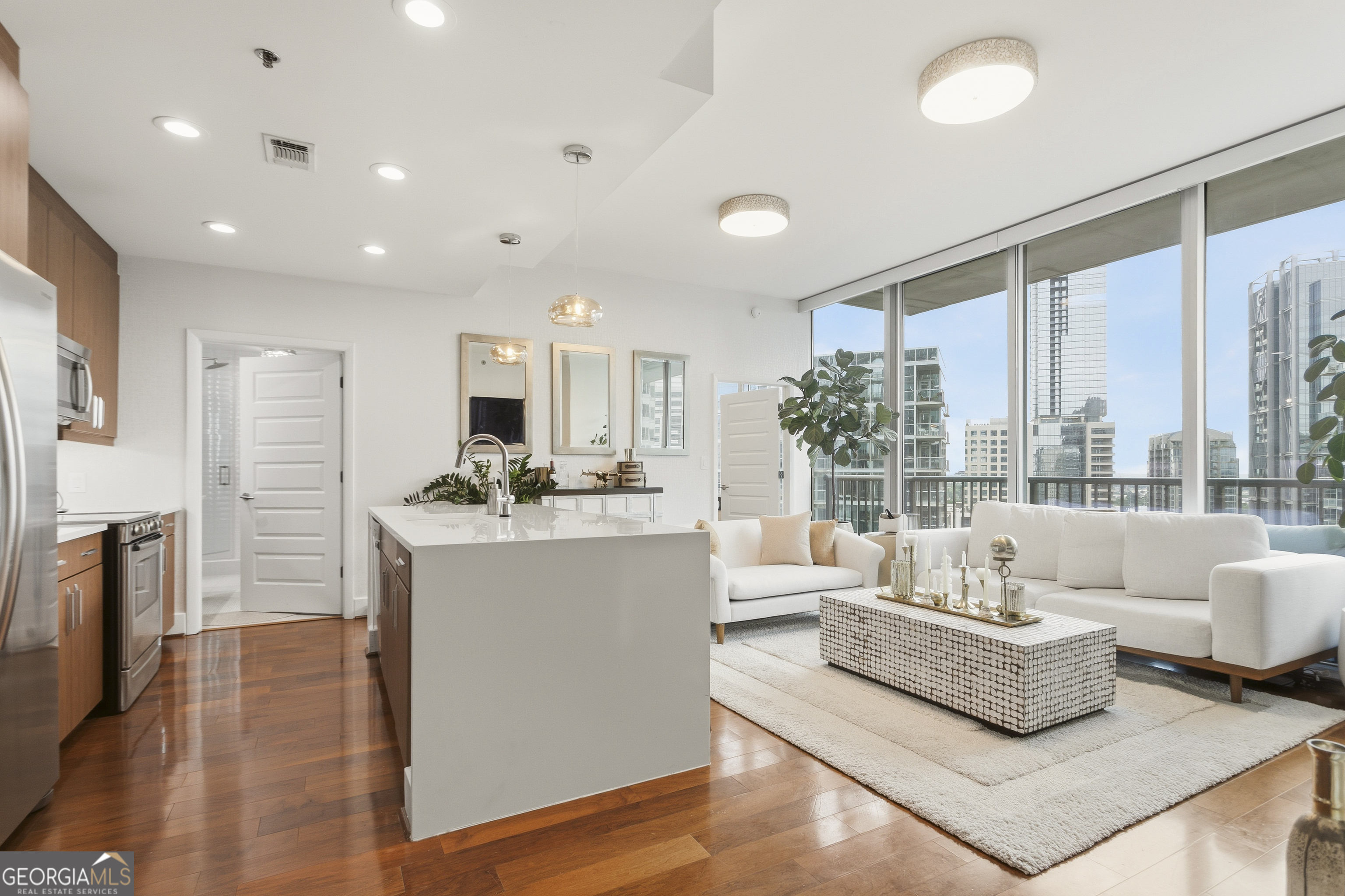 1080 Peachtree Street Ne # 1712 Property Photo 2