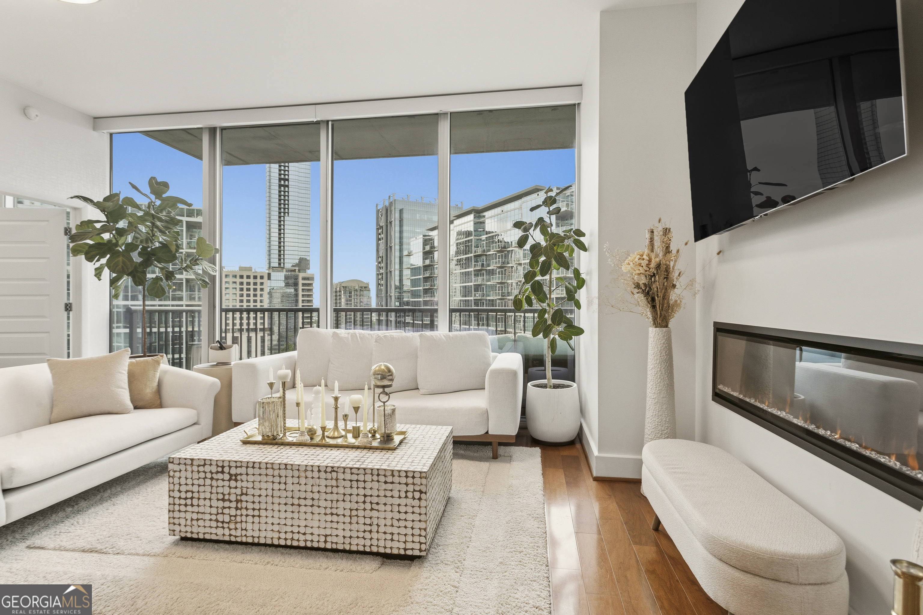 1080 Peachtree Street Ne # 1712 Property Photo 3