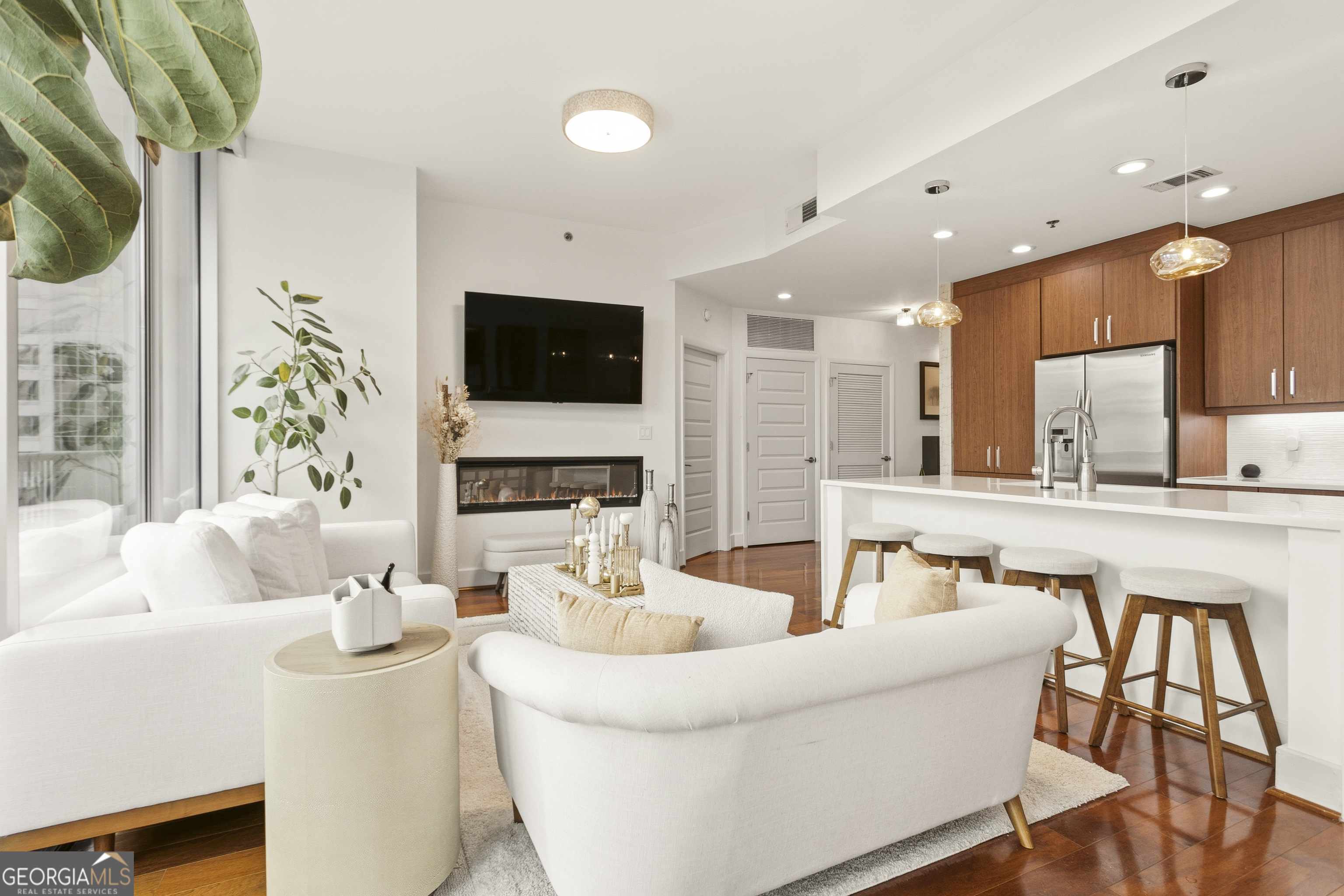 1080 Peachtree Street Ne # 1712 Property Photo 6