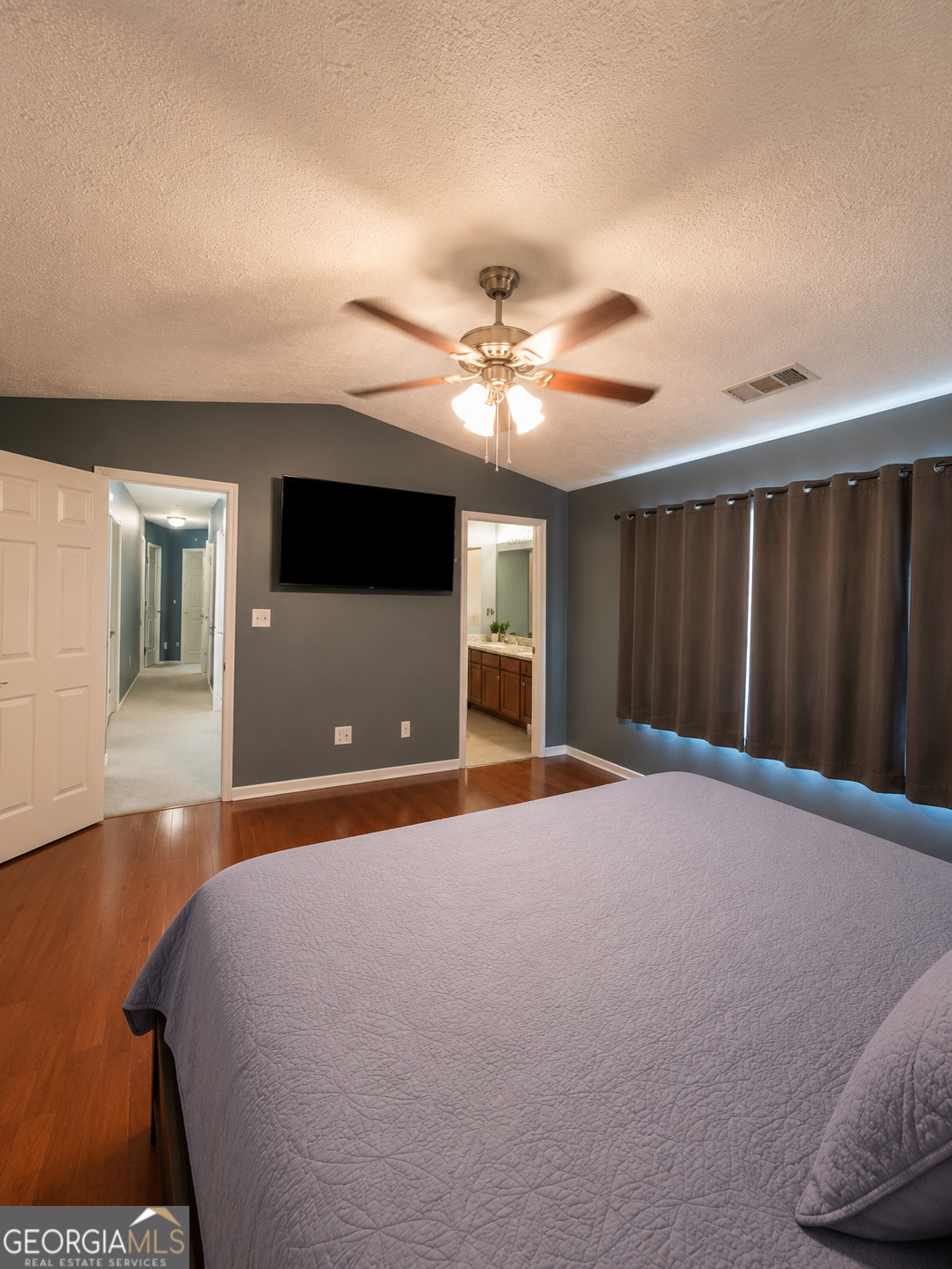 124 Heathrow Drive Property Photo 11