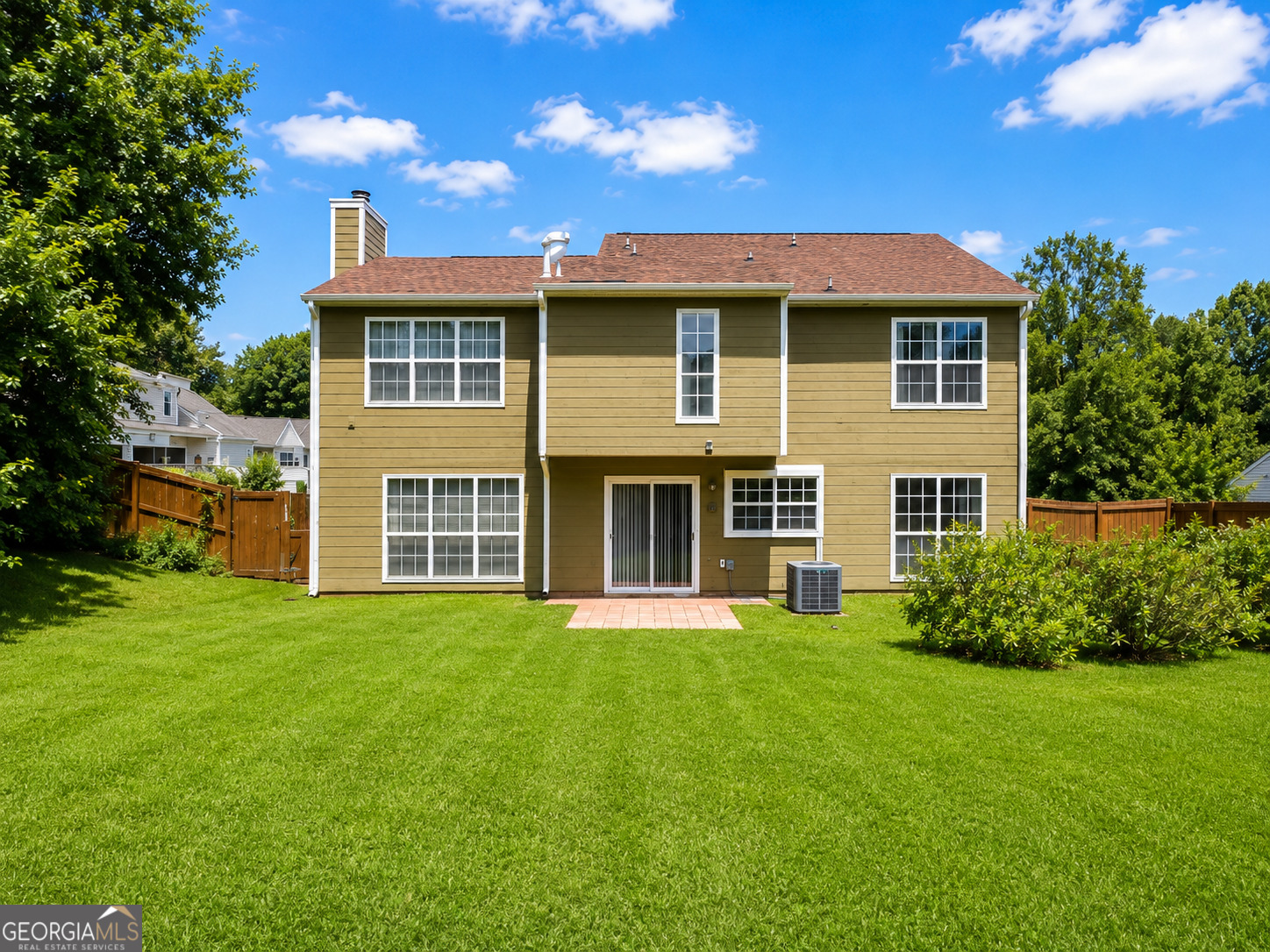 124 Heathrow Drive Property Photo 16