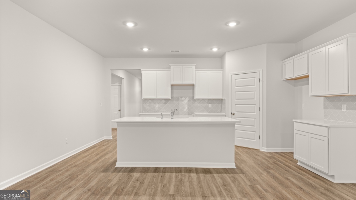 952 Bergamot Way Property Photo 10