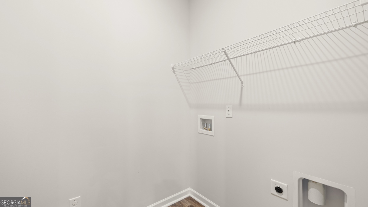 952 Bergamot Way Property Photo 27