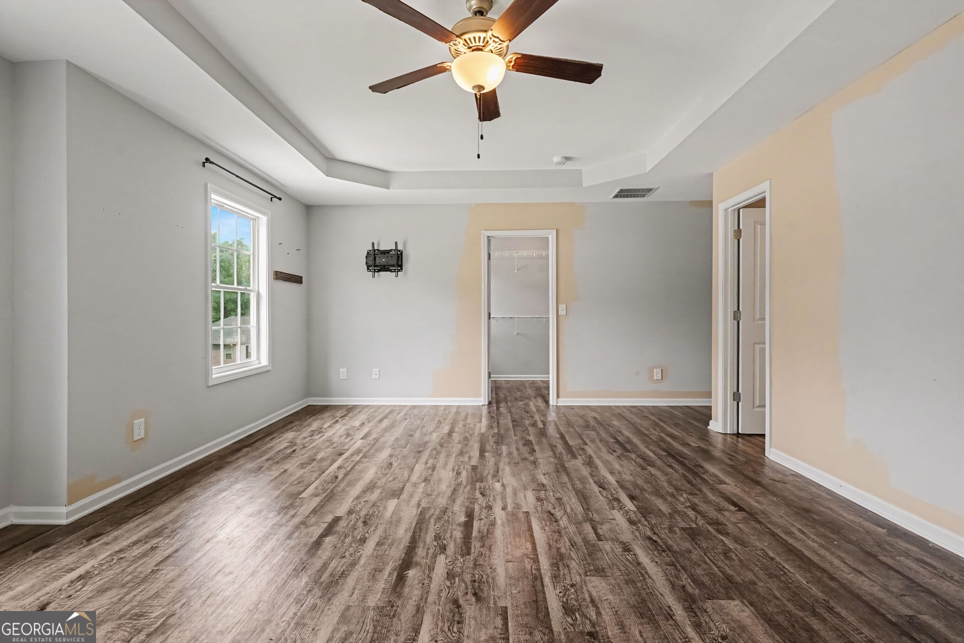 734 Dawn Place Property Photo 4