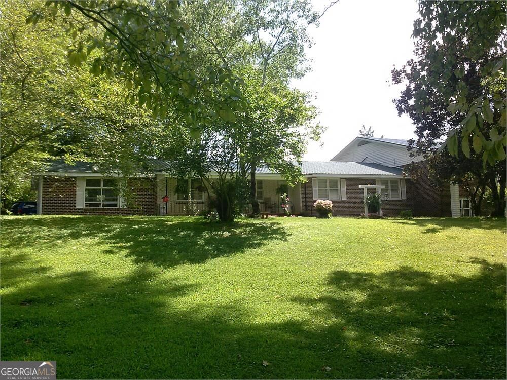 8122 Jefferson Drive Property Photo 1