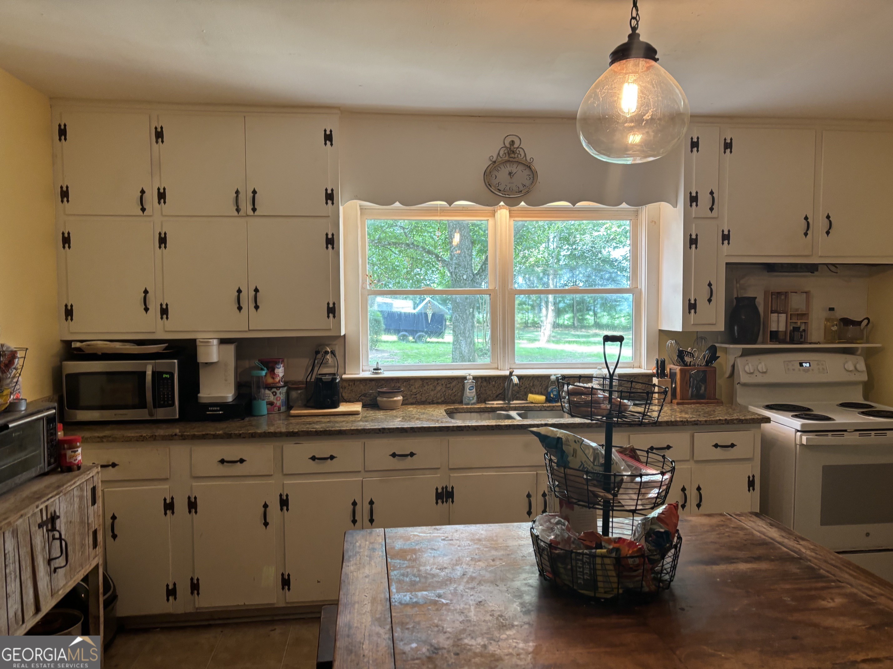 526 Mcdonald Road Property Photo 3