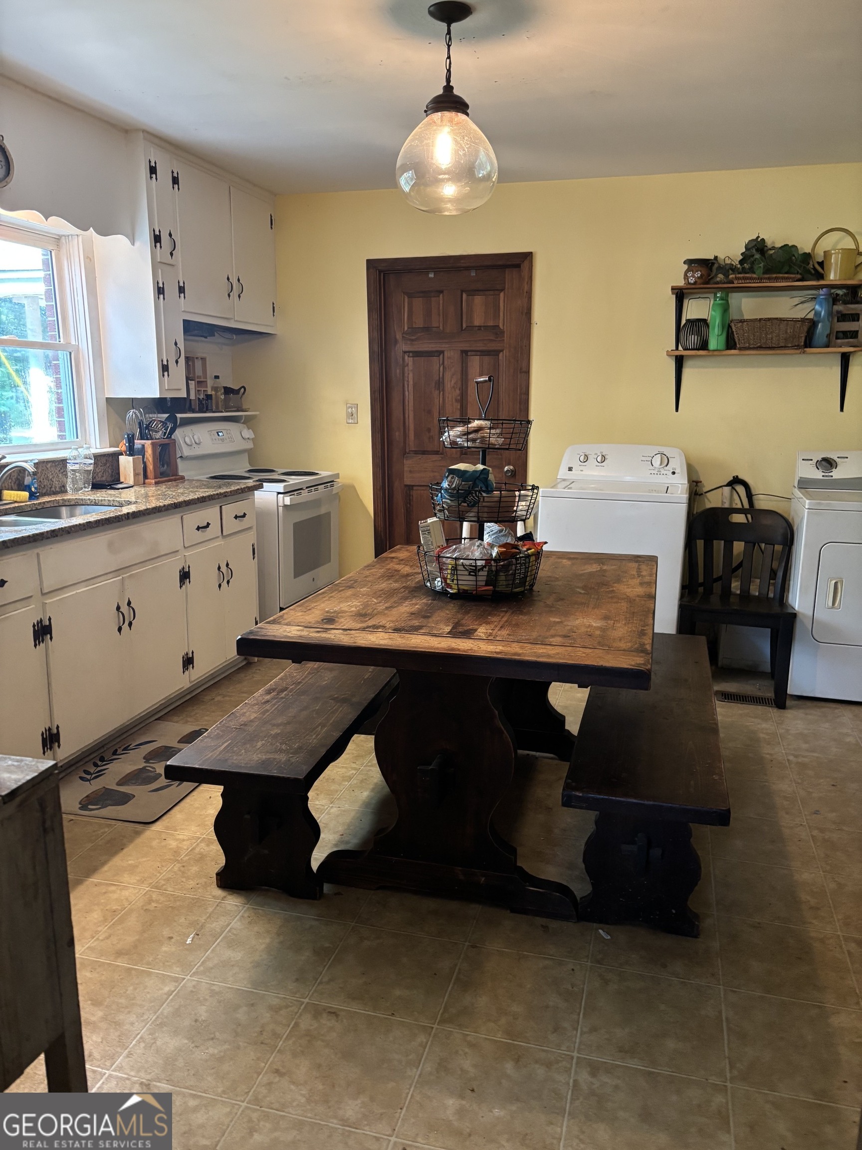 526 Mcdonald Road Property Photo 4