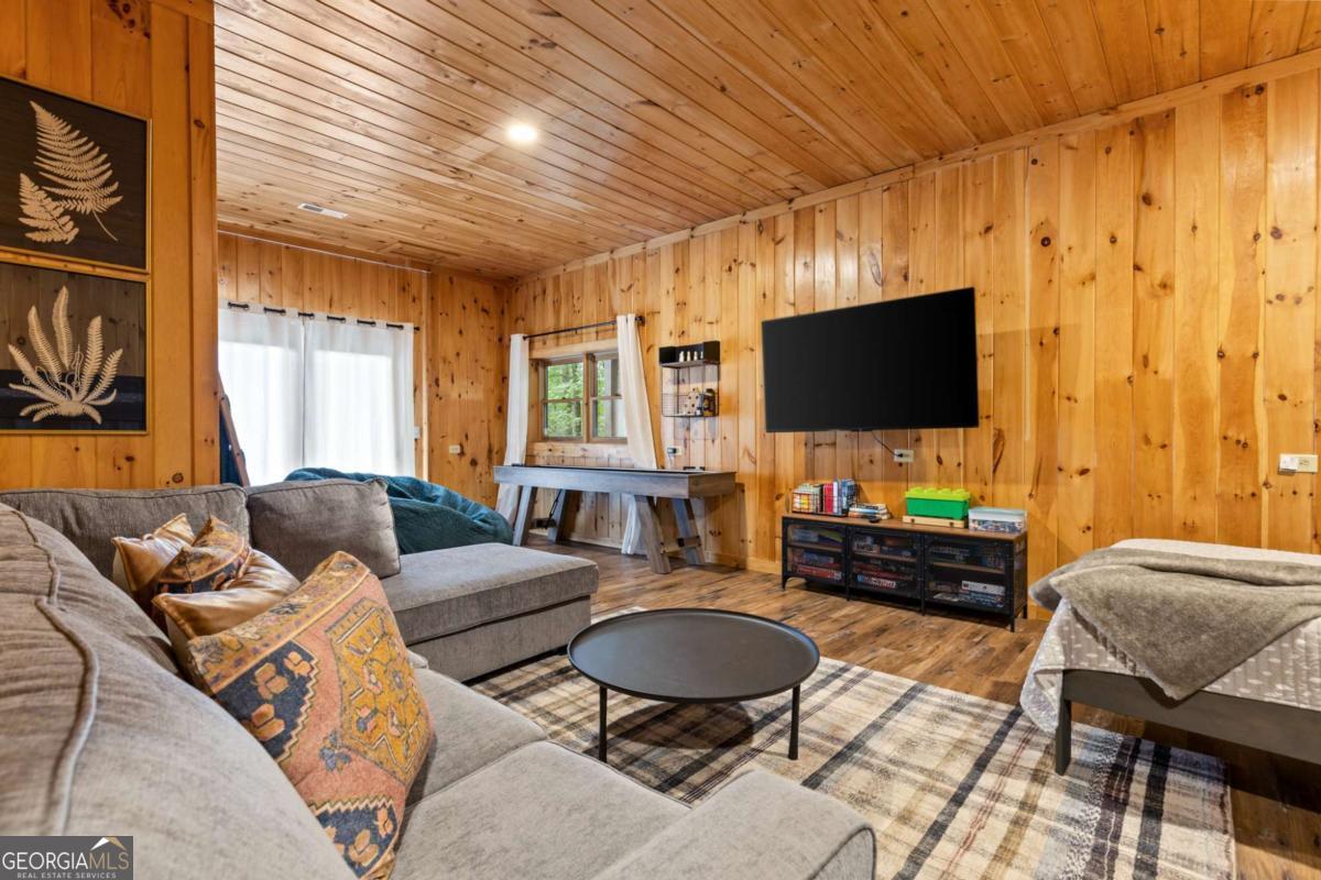 335 N Old Aska Road Property Photo 25