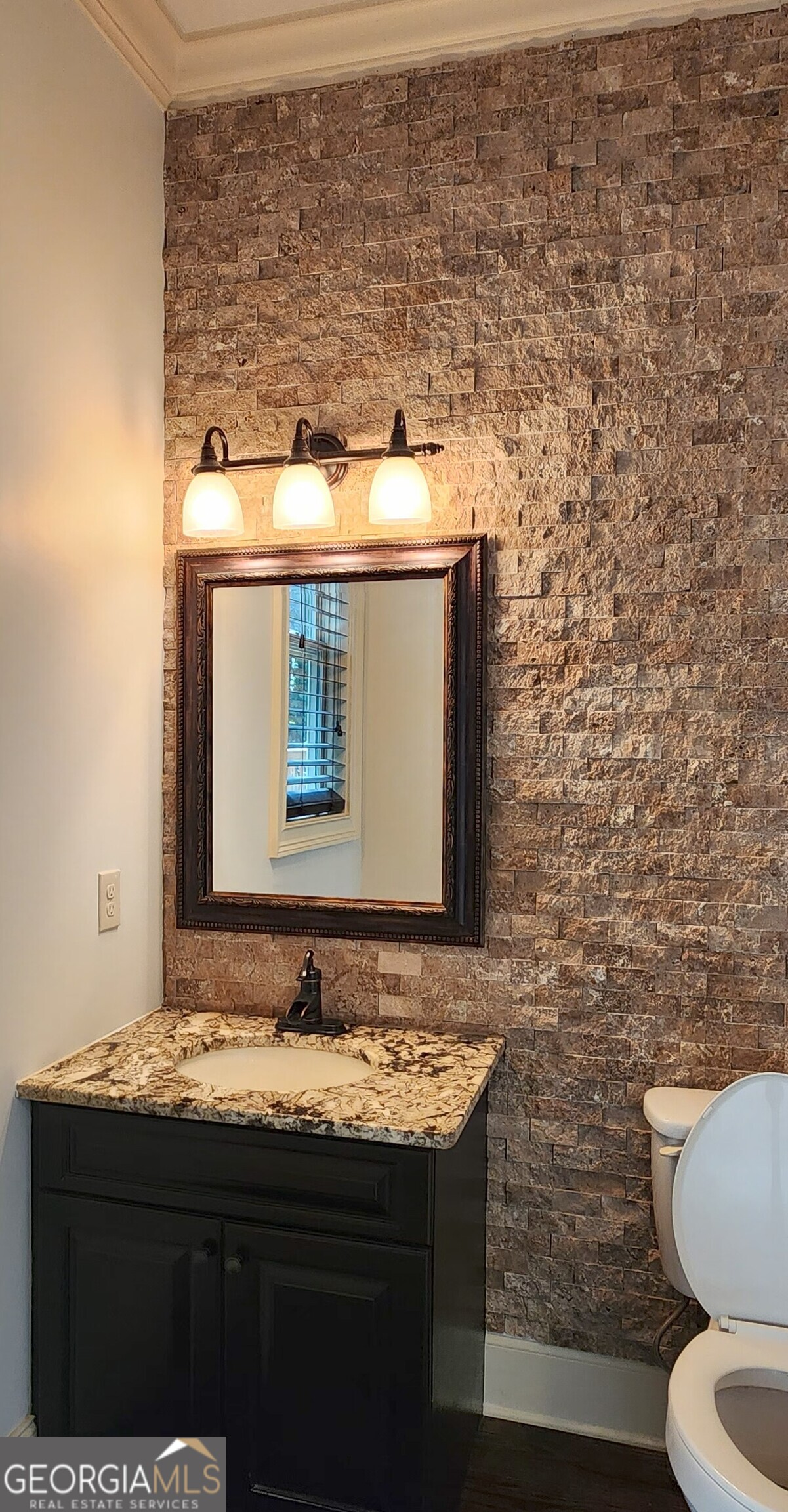 492 Pearl Cove Court Property Photo 11