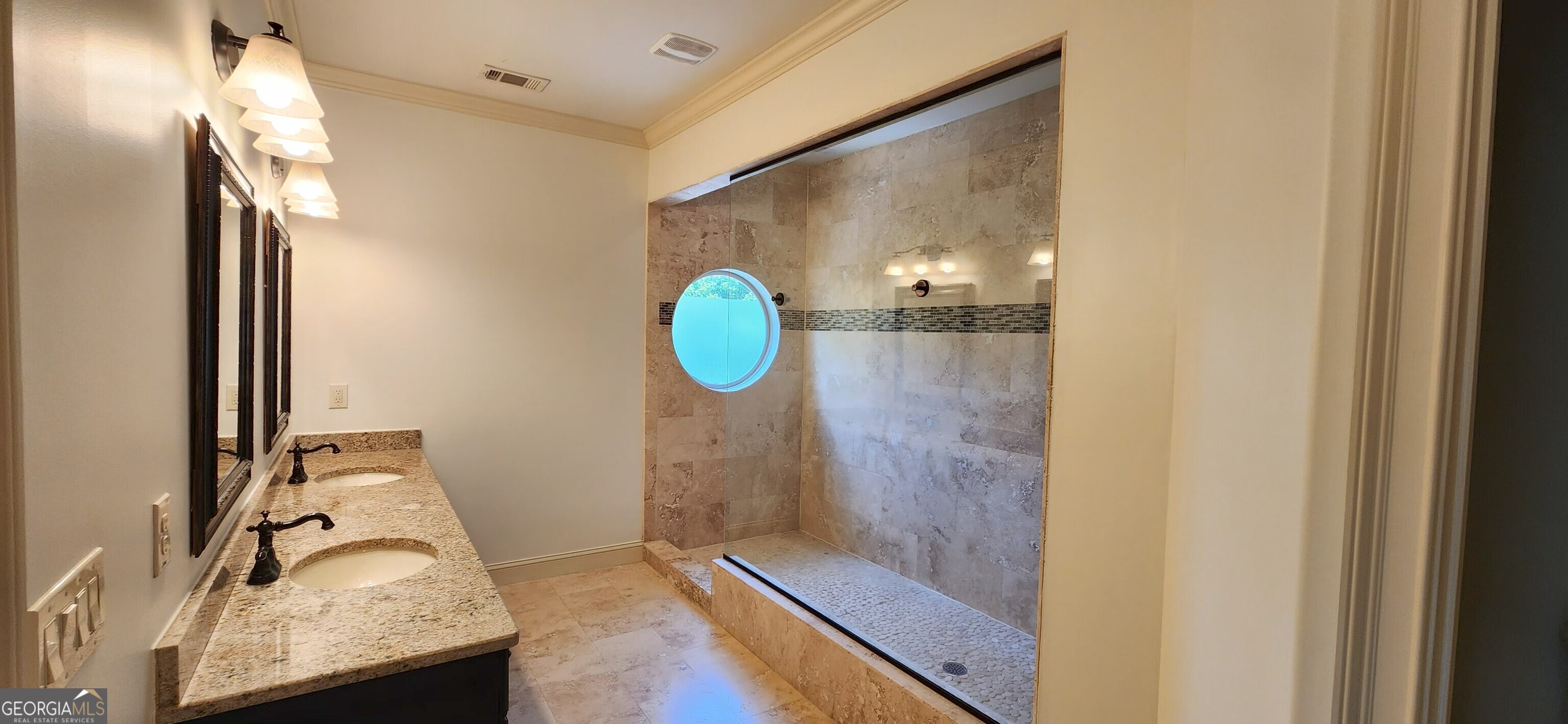 492 Pearl Cove Court Property Photo 16