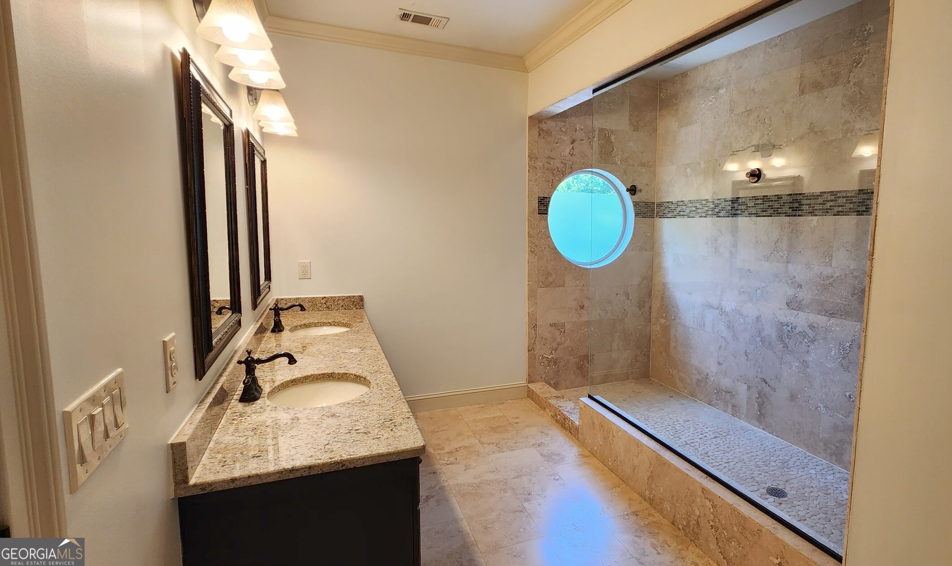 492 Pearl Cove Court Property Photo 17
