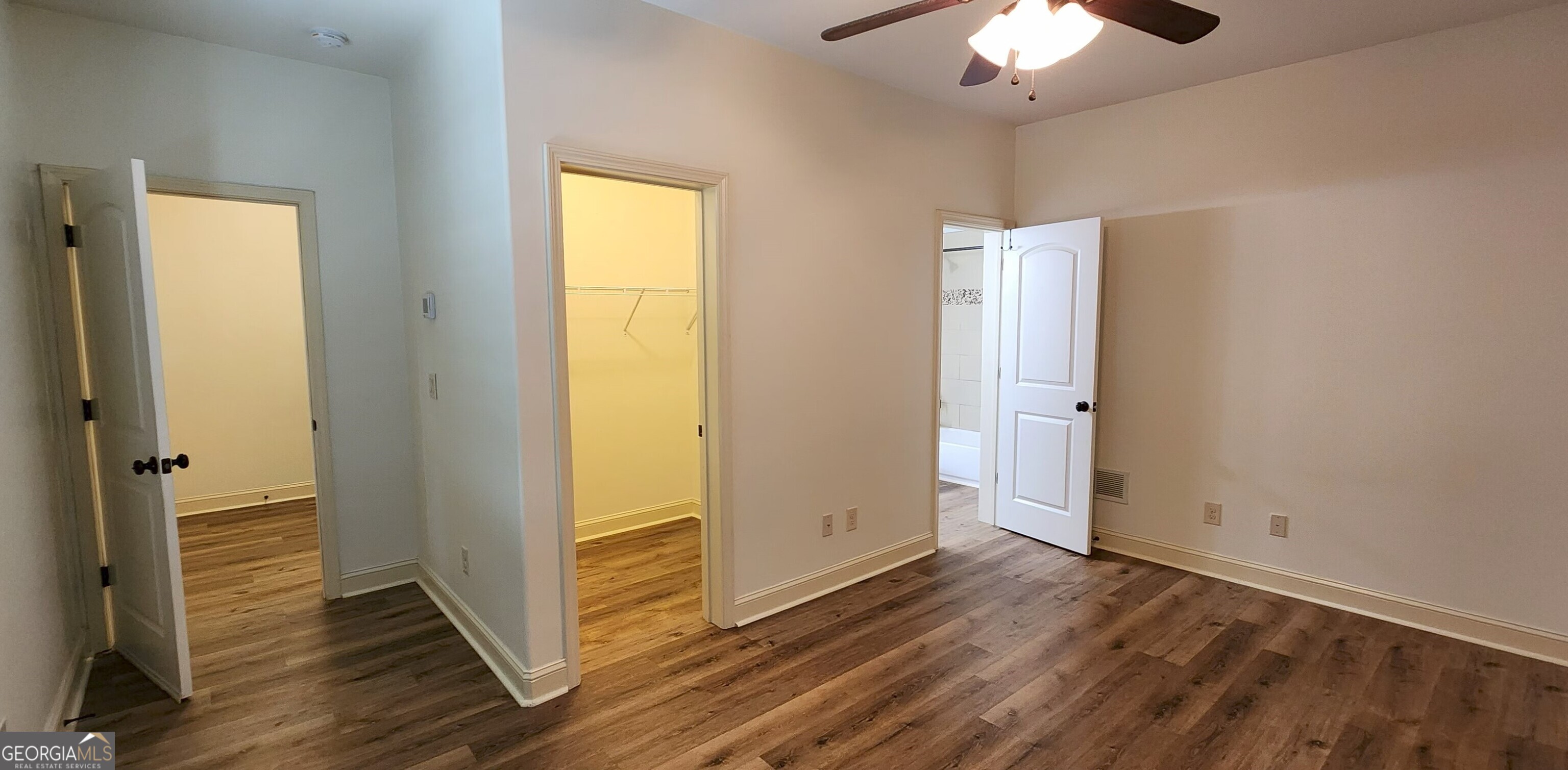 492 Pearl Cove Court Property Photo 31