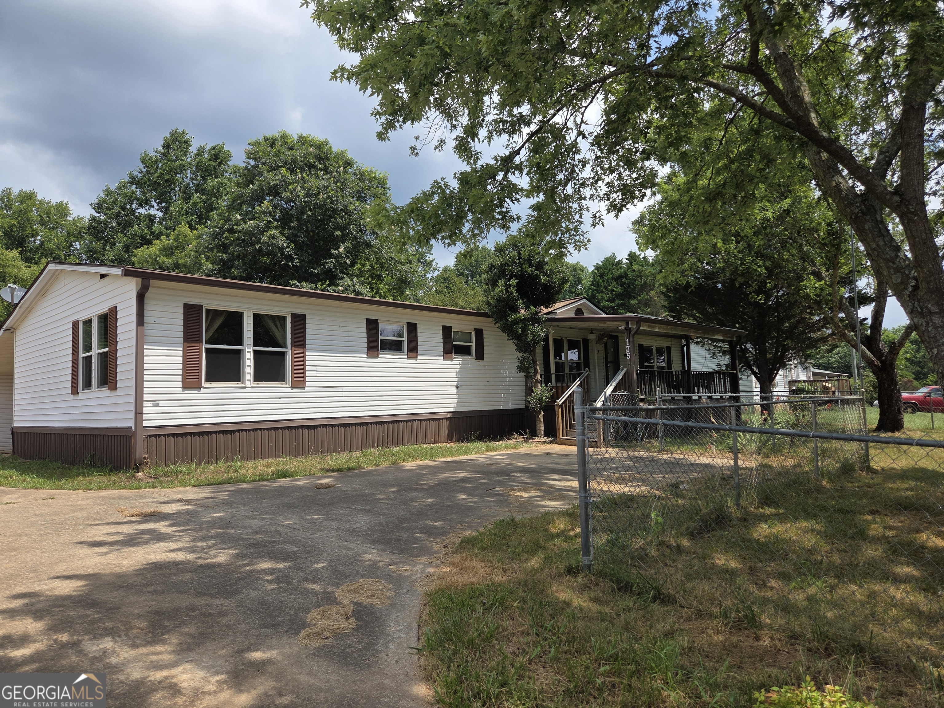 175 Westmoreland Meadows Drive Property Photo 1