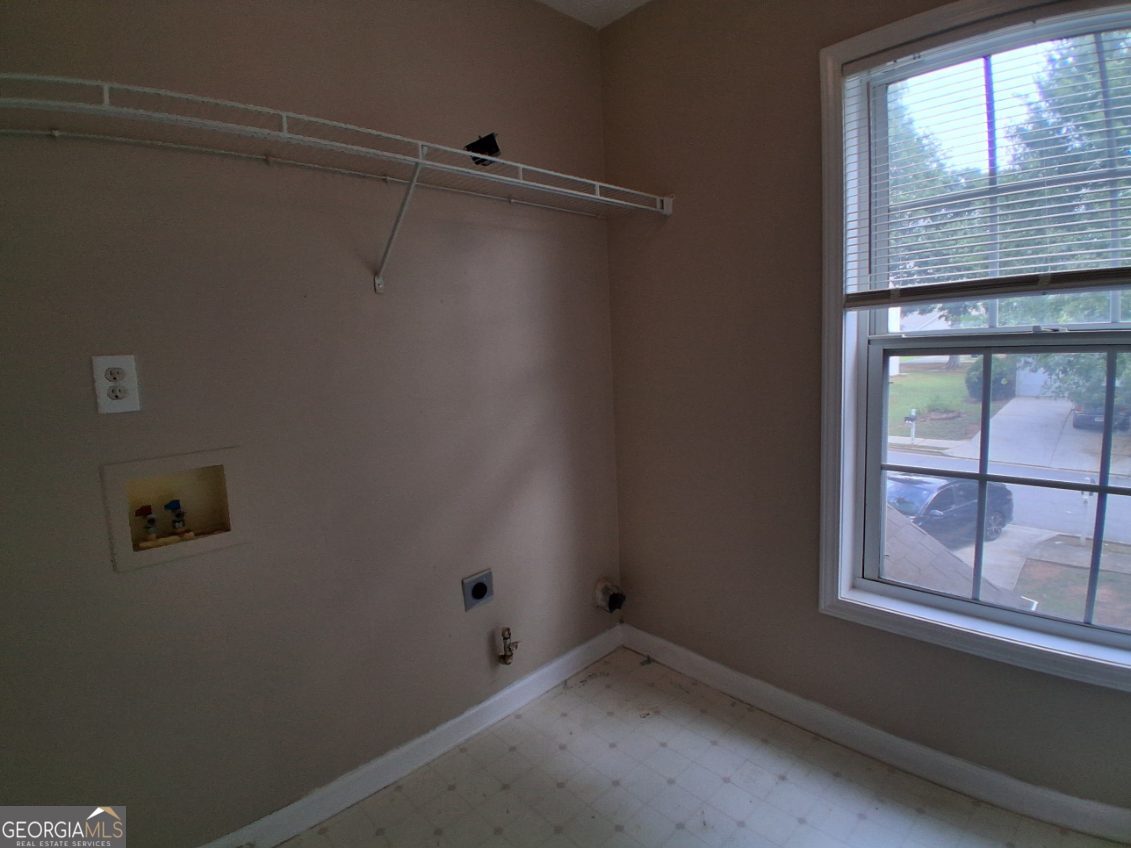 1031 Maple Leaf Drive Property Photo 19