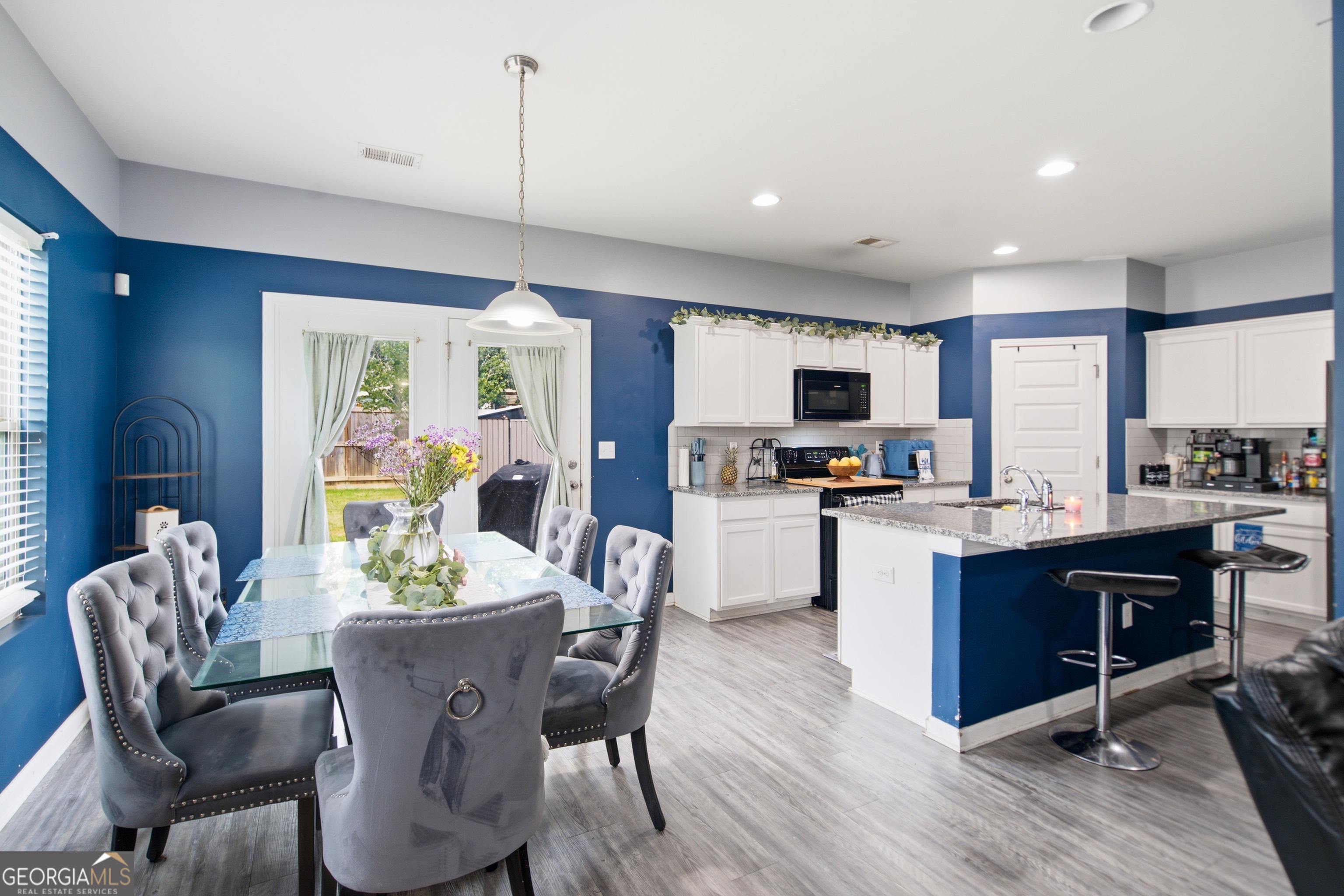 3050 Hendrick Drive Property Photo 12