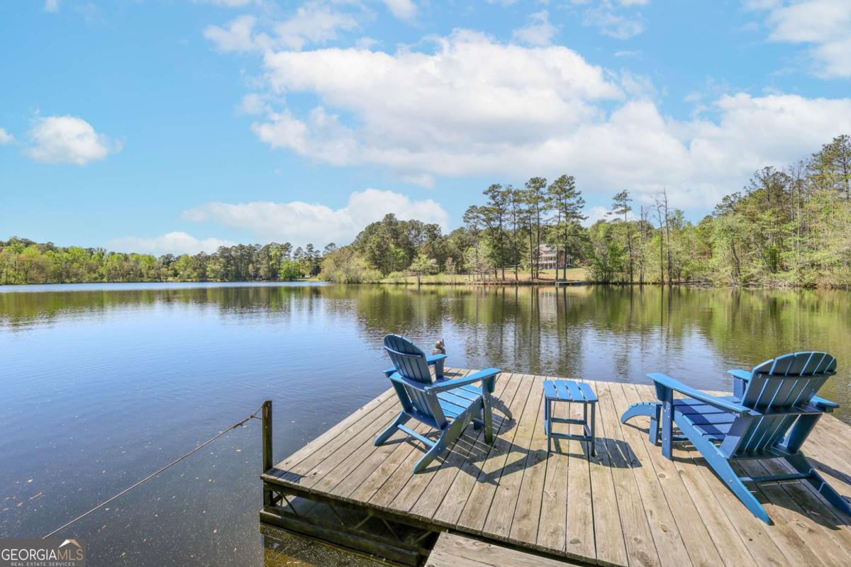 6795 Dawg Ridge Property Photo 3