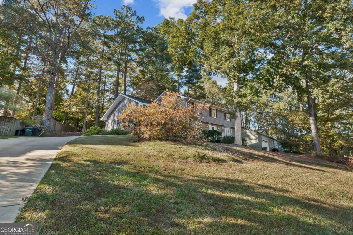 1485 Brandon Drive Sw Property Photo 3