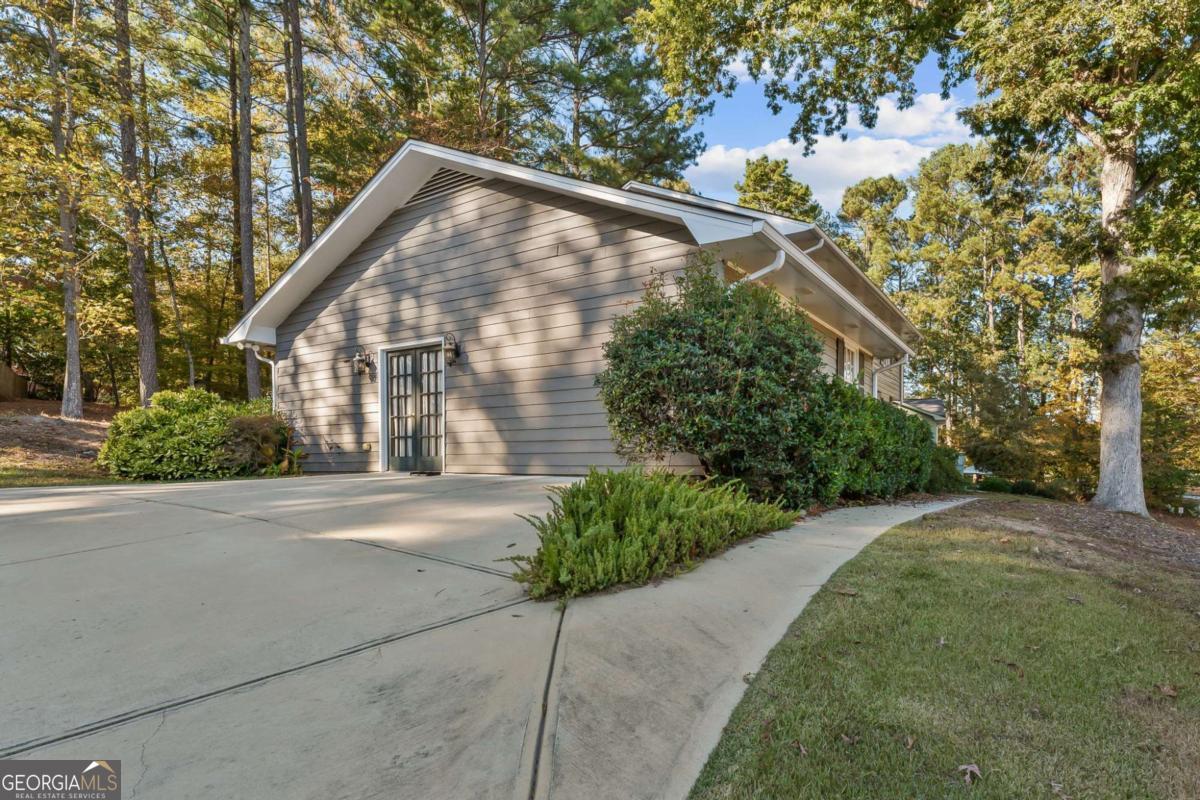 1485 Brandon Drive Sw Property Photo 4