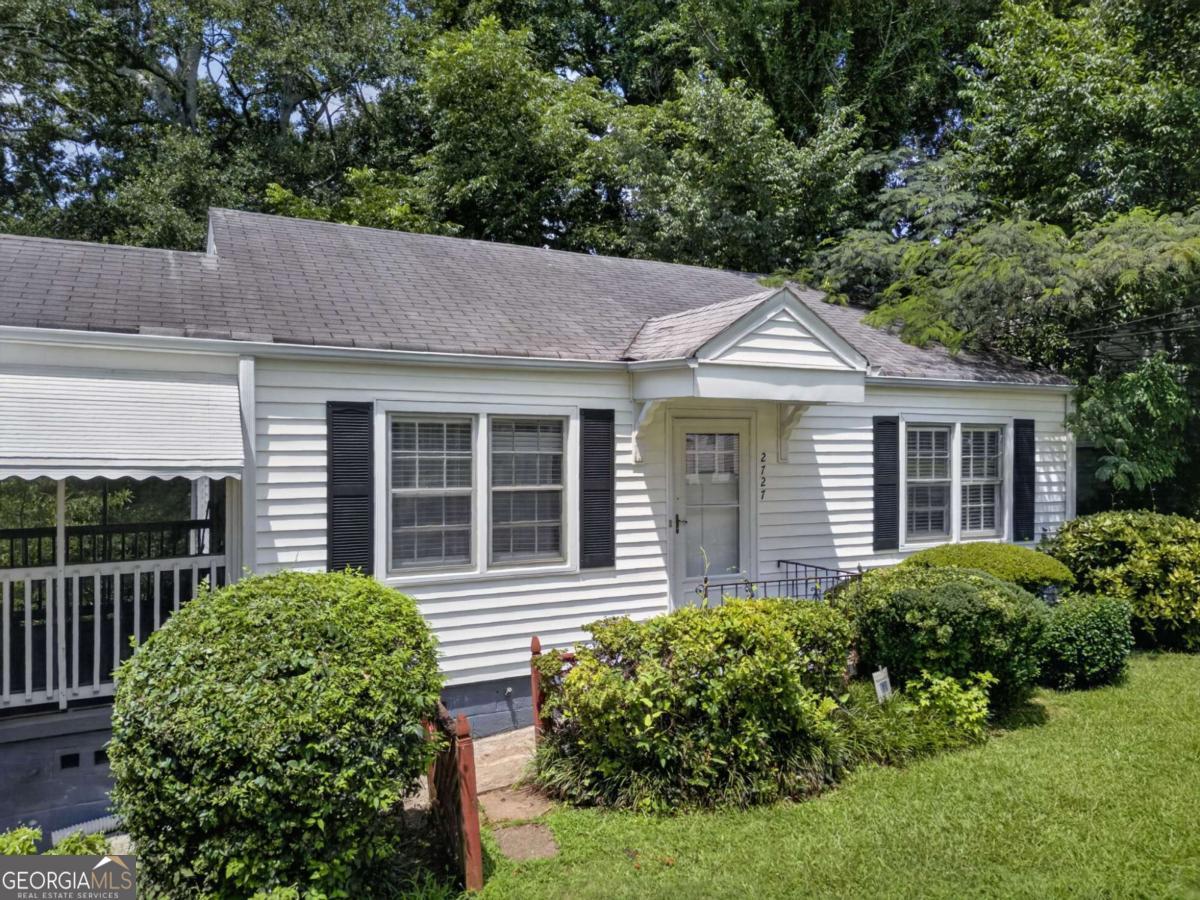 2727 Humphries Street Property Photo 1