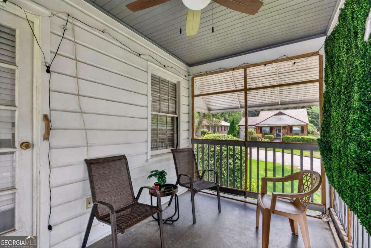 2727 Humphries Street Property Photo 20