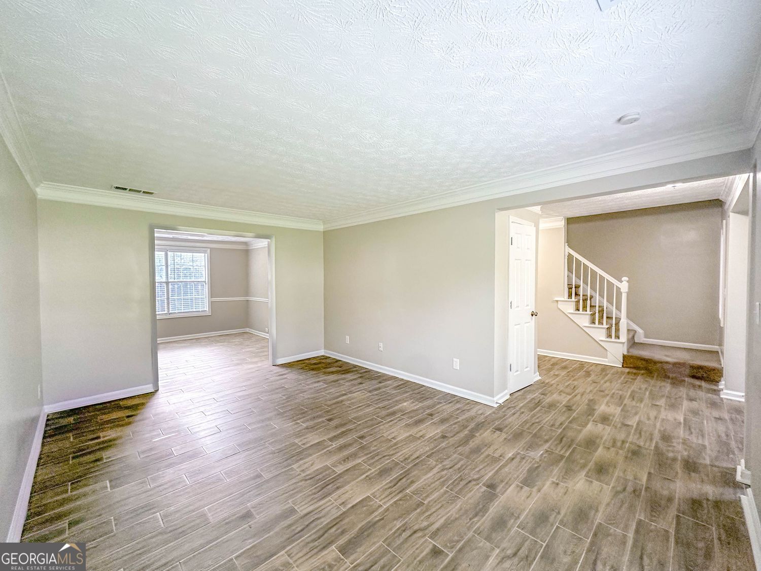 1070 Big Haynes Drive Property Photo 4