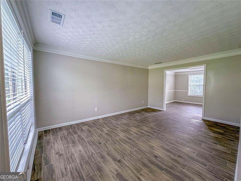 1070 Big Haynes Drive Property Photo 12