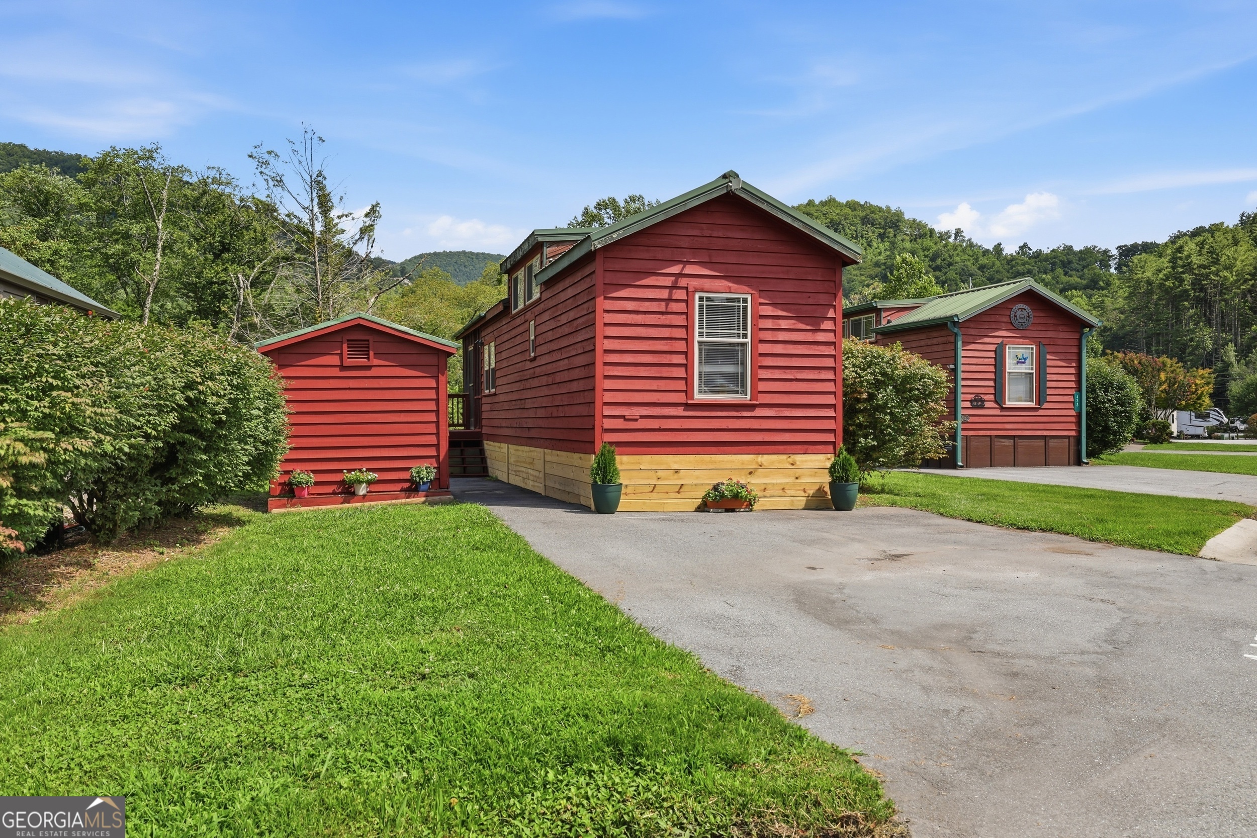 446 River Vista Drive Property Photo 1