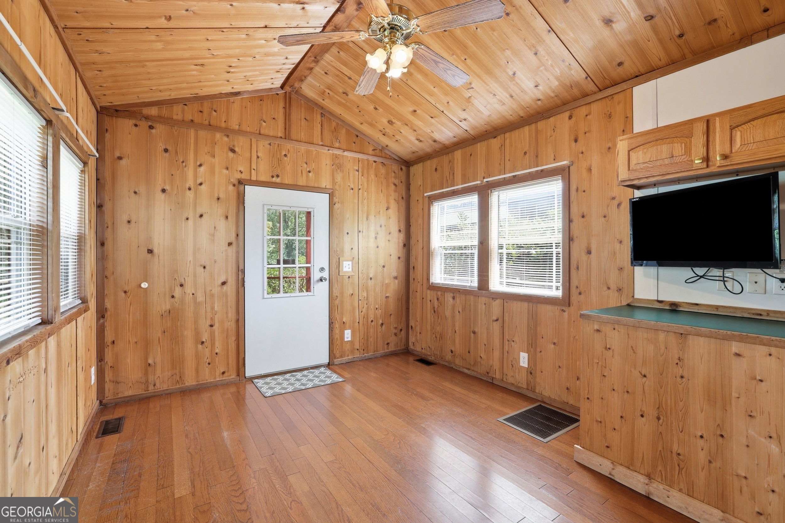 446 River Vista Drive Property Photo 12