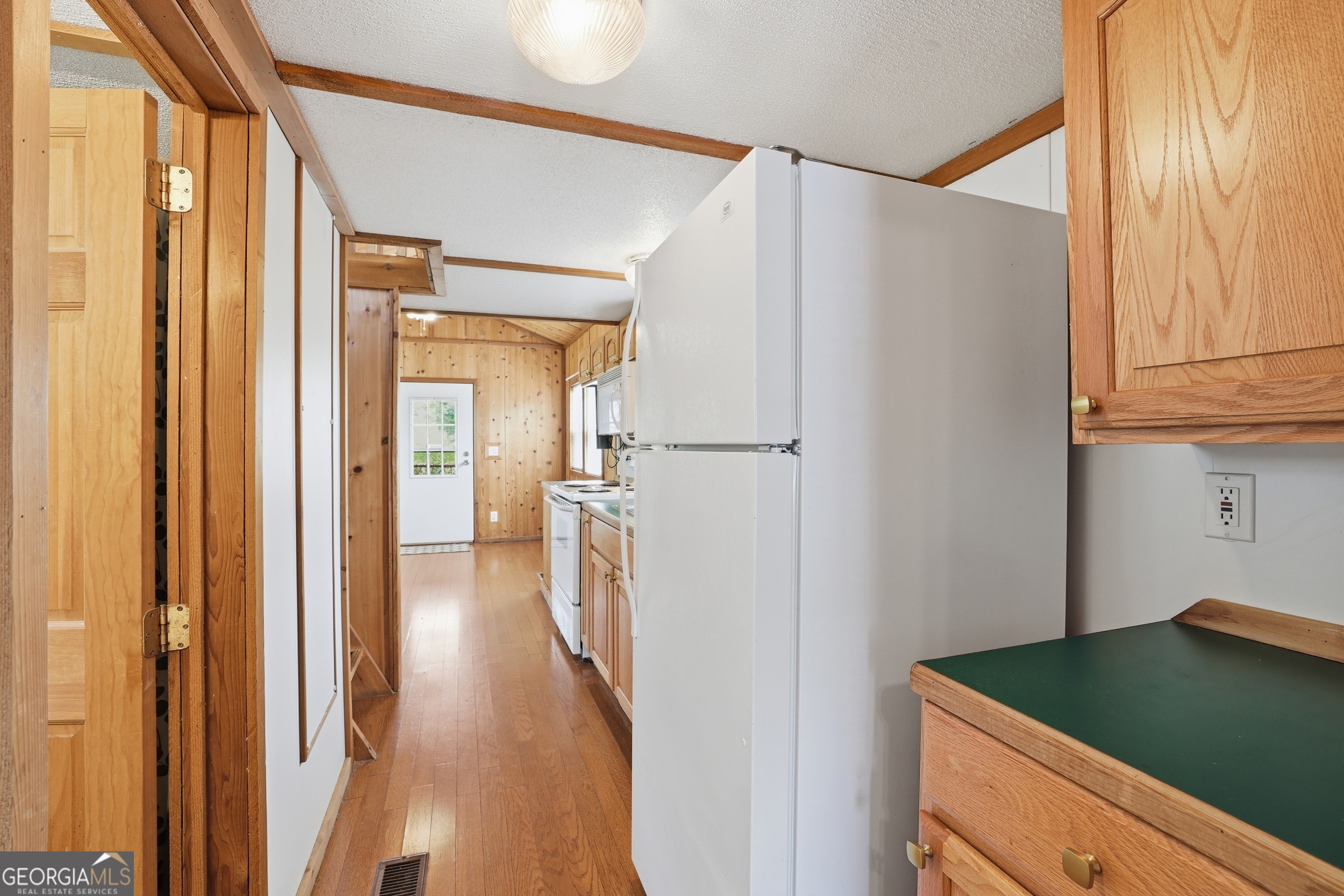 446 River Vista Drive Property Photo 14