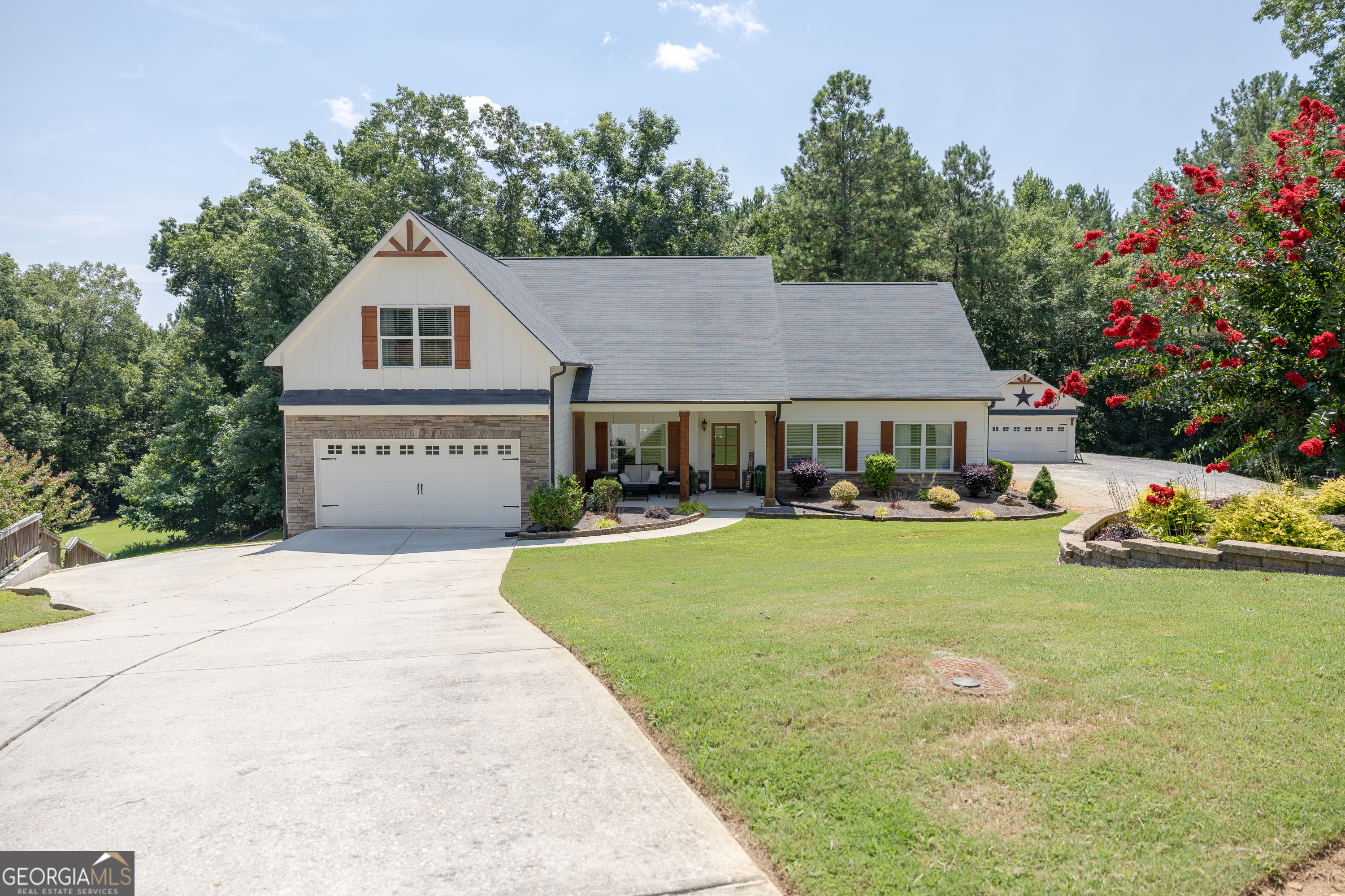 1941 Windstone Place Property Photo 1